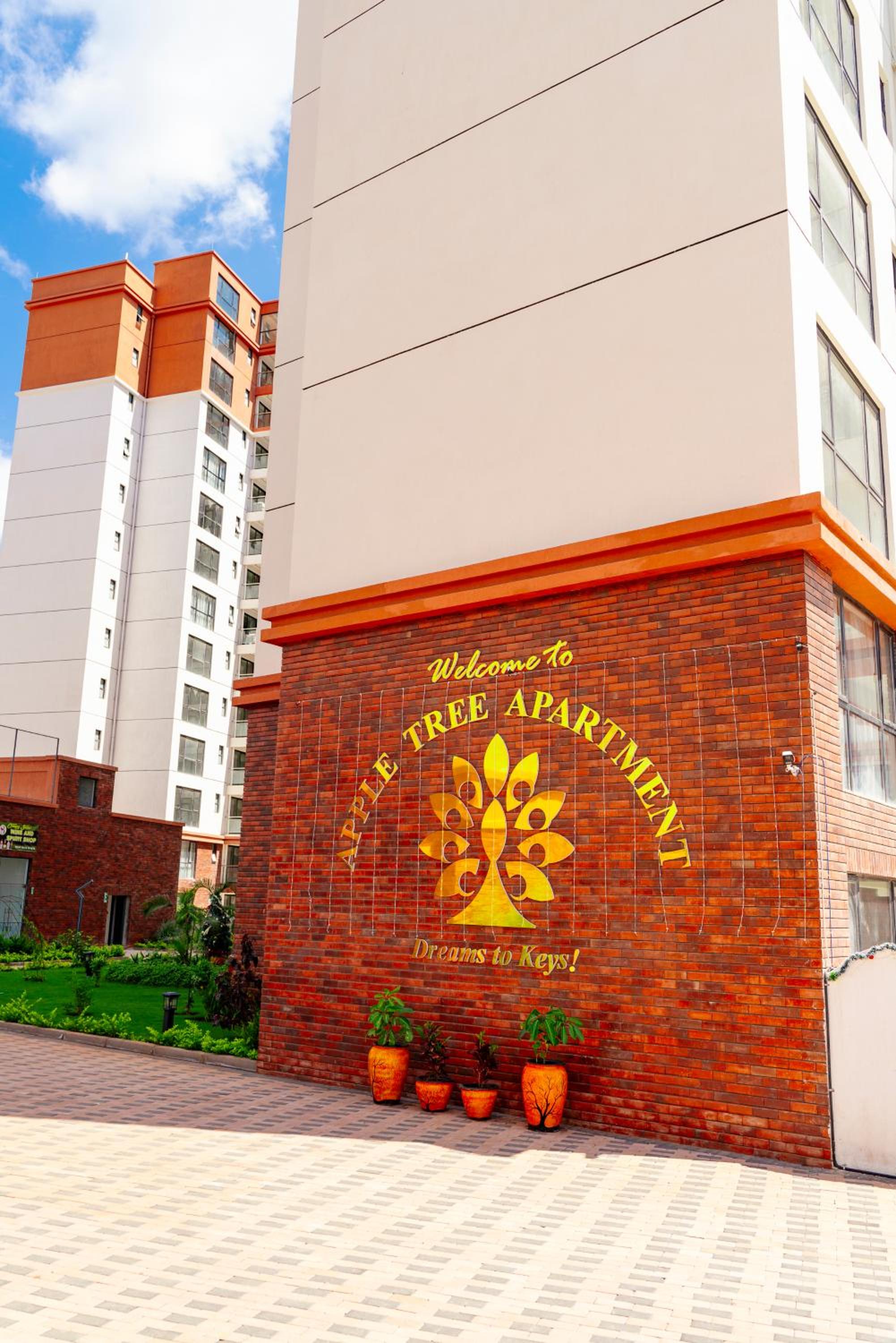 Greyscape Apple Tree Apartment
