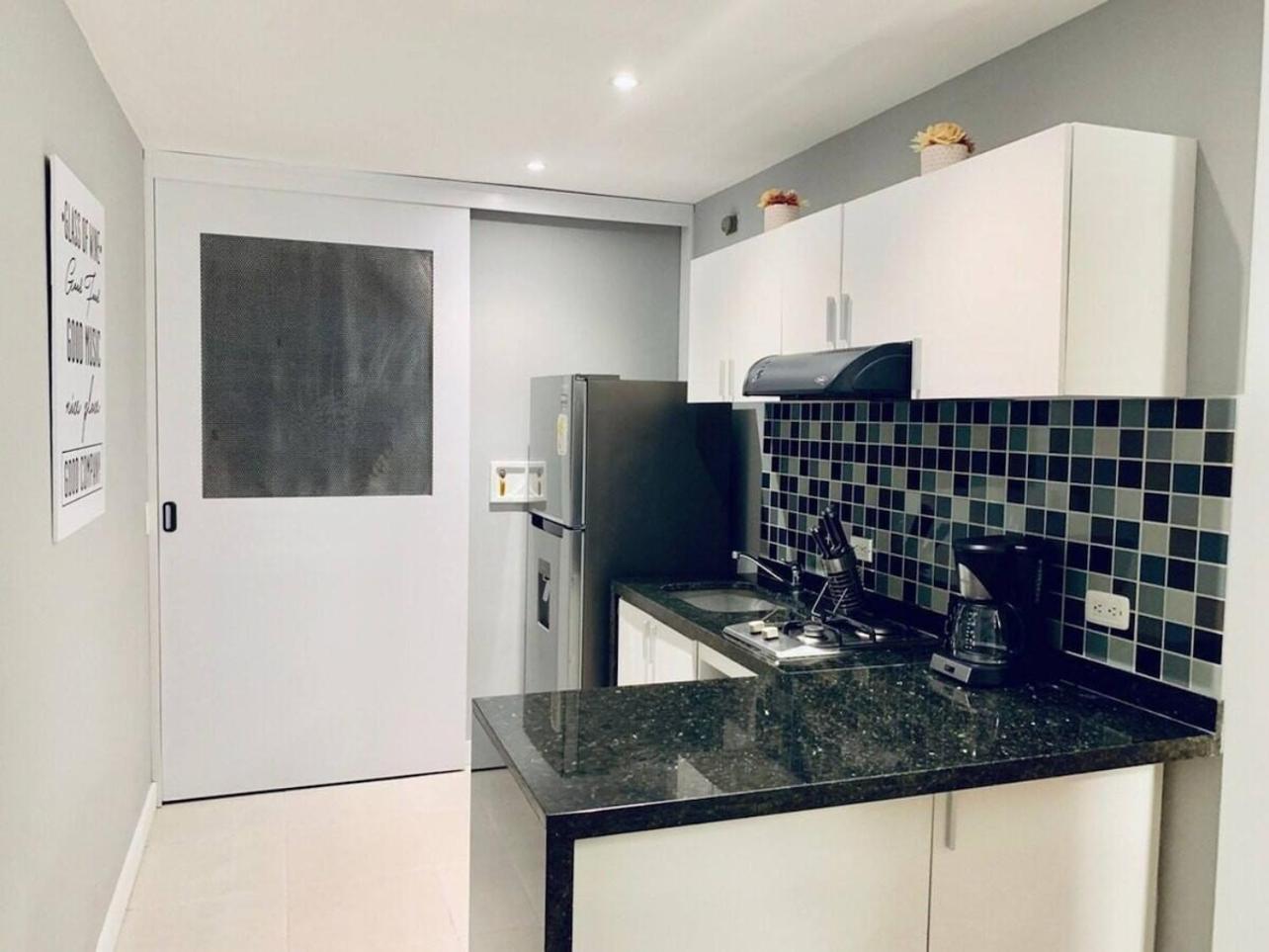 Pro Desing Penthouse 1 Bedroom Ac In Poblado 2004