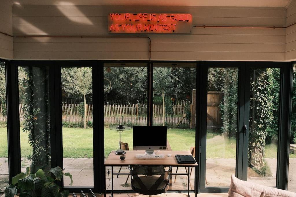 Pinecone Hideaway - huis in het bos