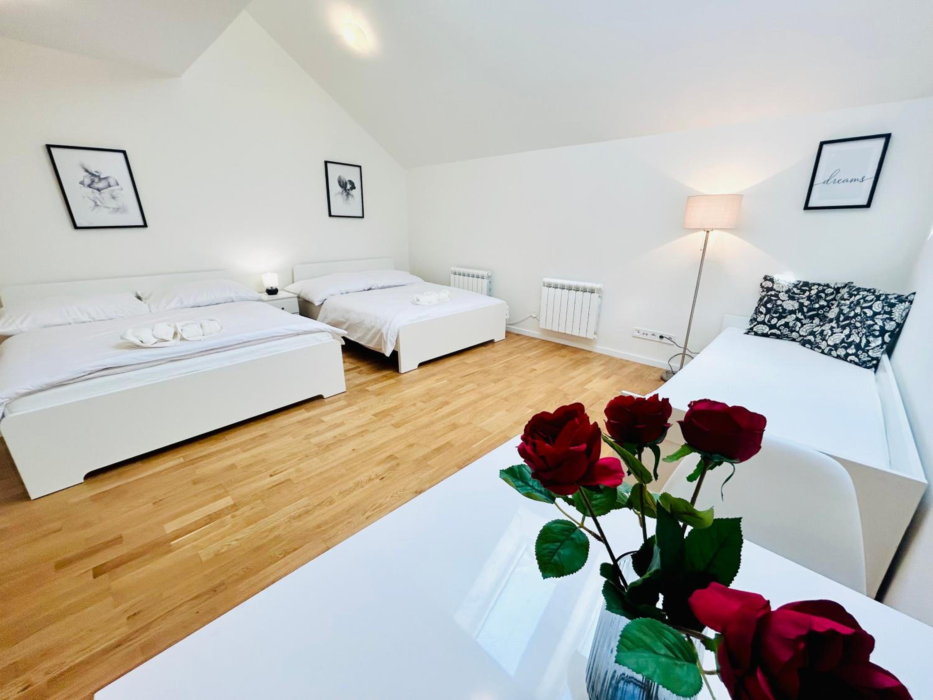Cozy Design apartments right next to Wenceslas Square