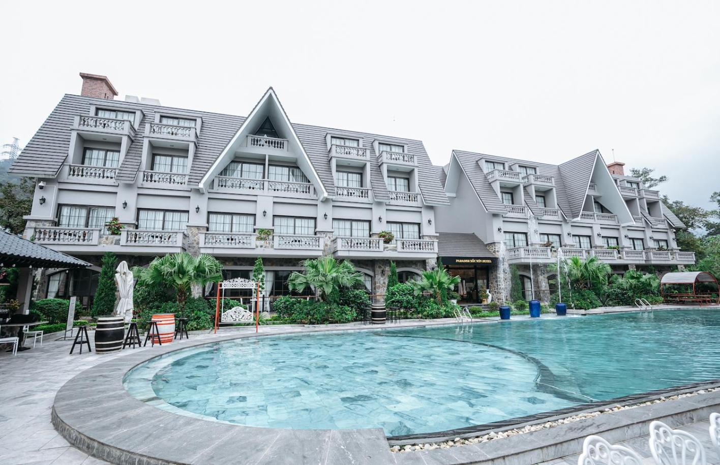 Paradise Soc Son Resort