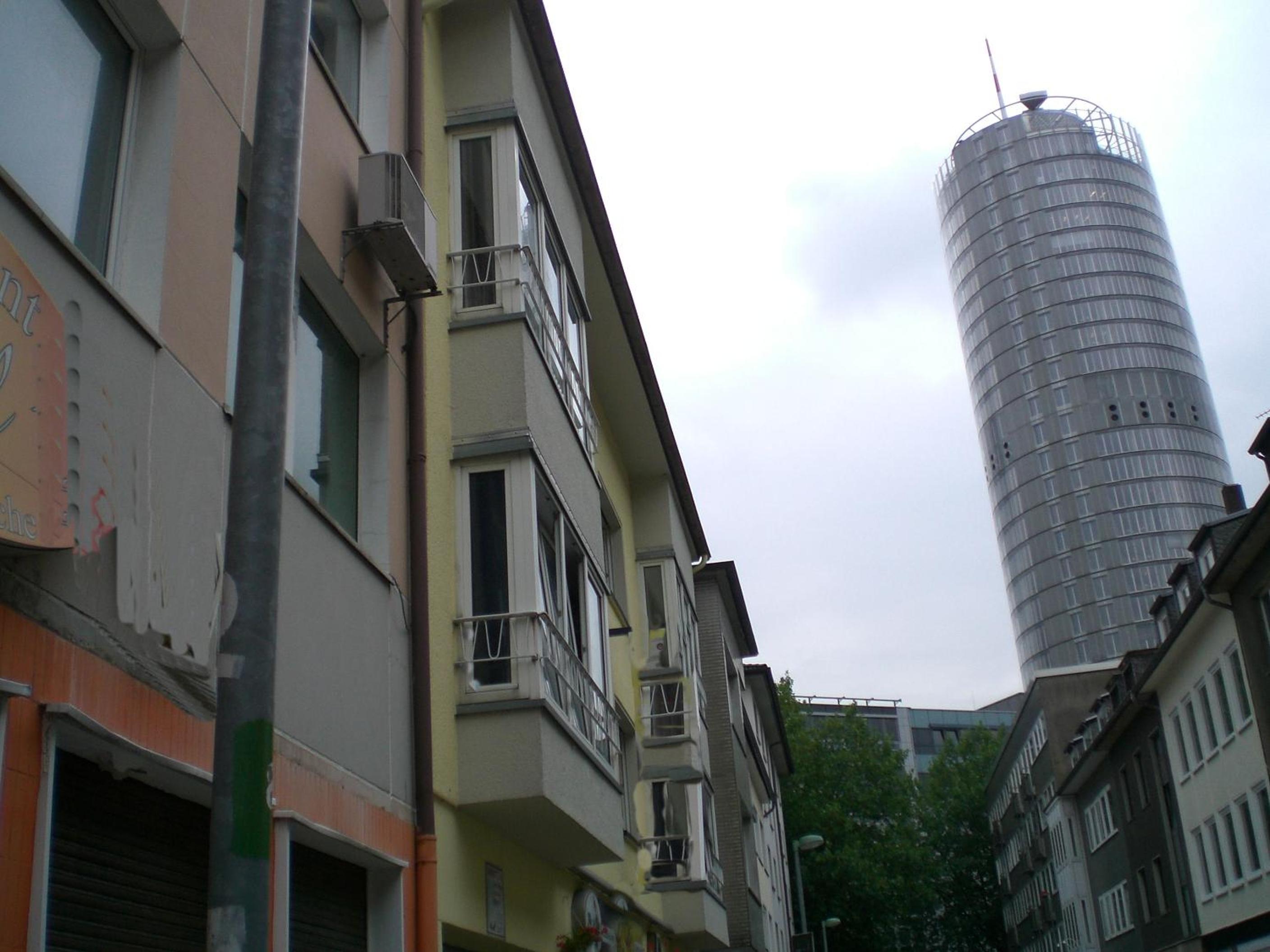 Photo 12