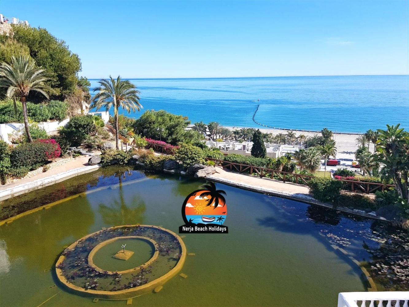 Spacious 2 Bed, 2 Bath in Capistrano Playa, Nerja view 3