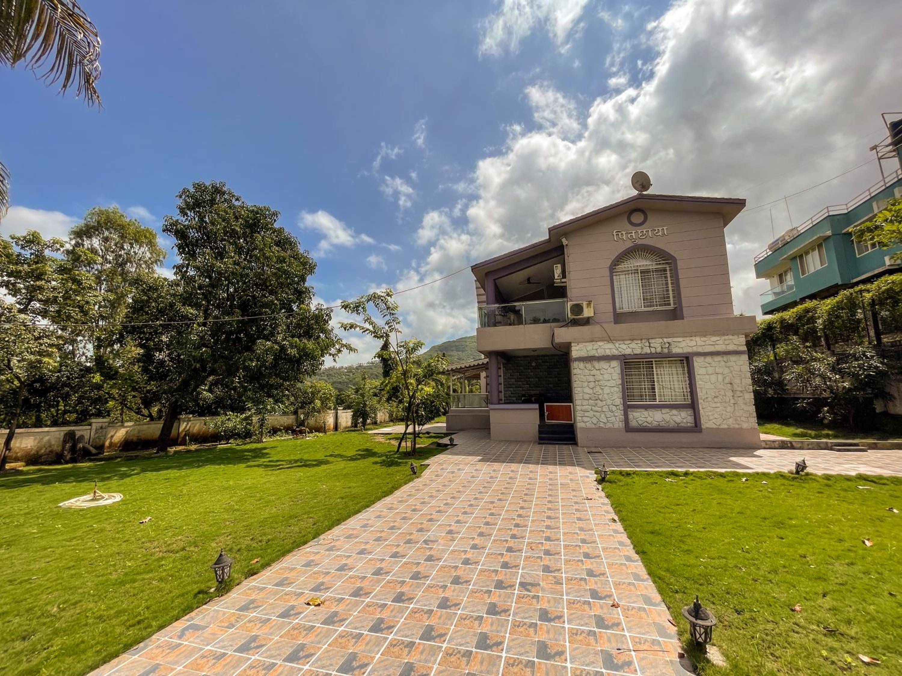 CosmicStays Mauve Manor - Luxe Villa at Mulshi Dam