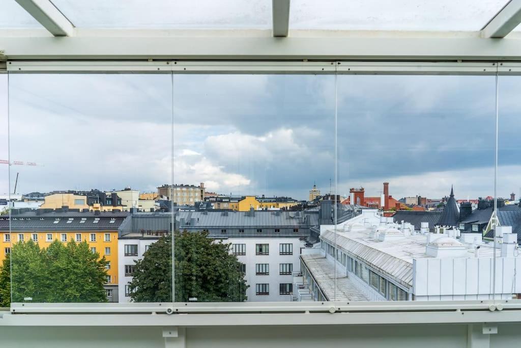 CentralStudio with Rooftop Terrace