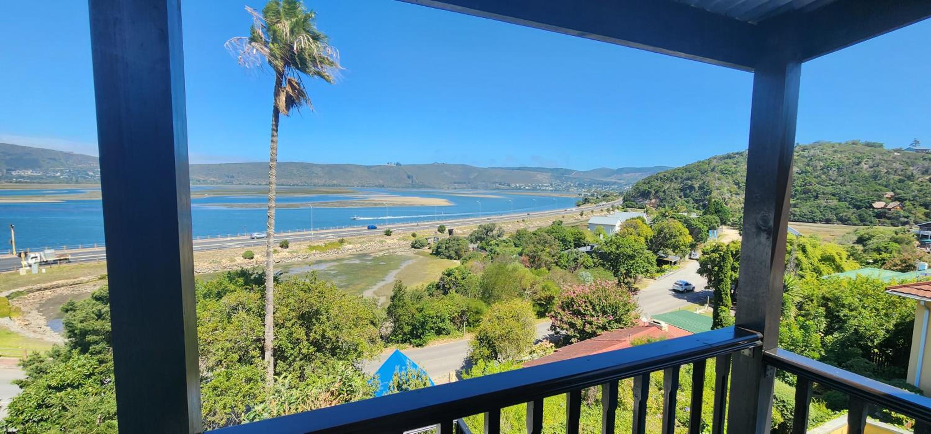 Lagoon Lodge