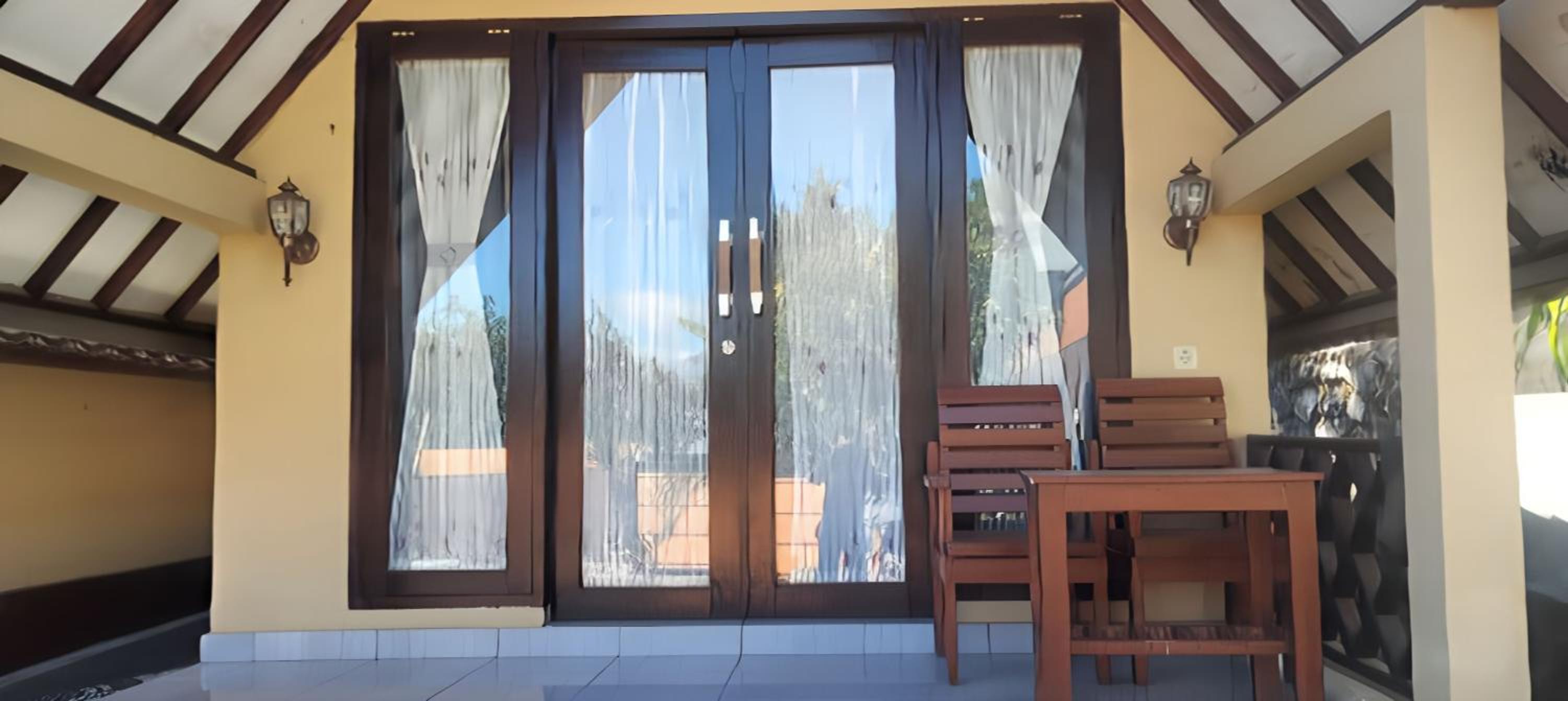 Zoya Rinjani Villa view 5