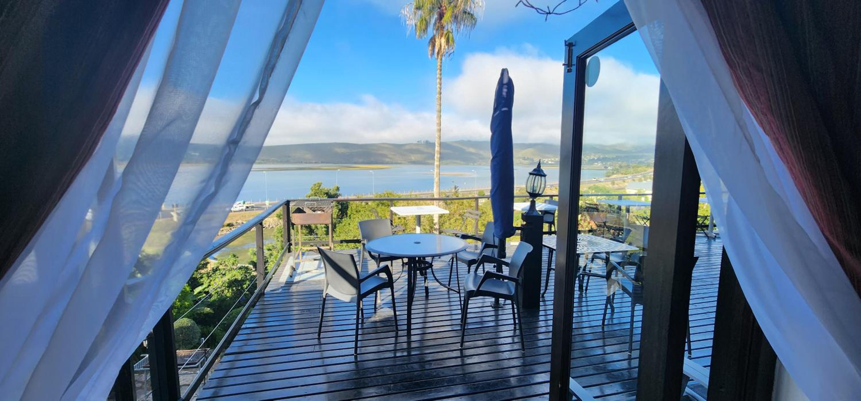Lagoon Lodge
