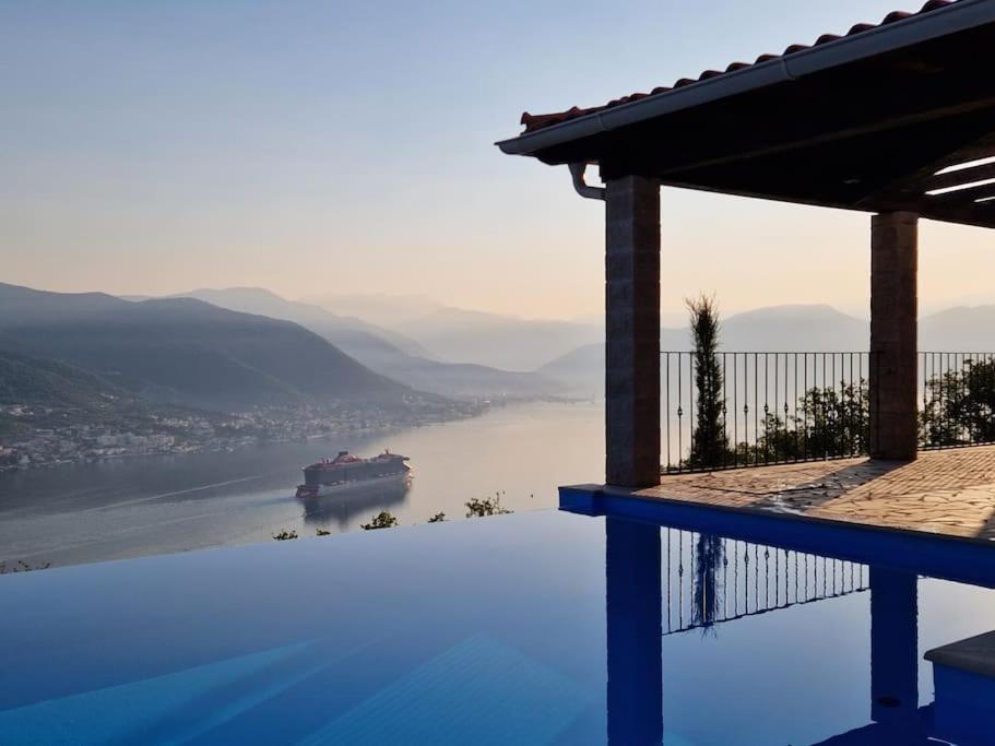 Villa on Luštica peninsula with fantastic sea view view 3