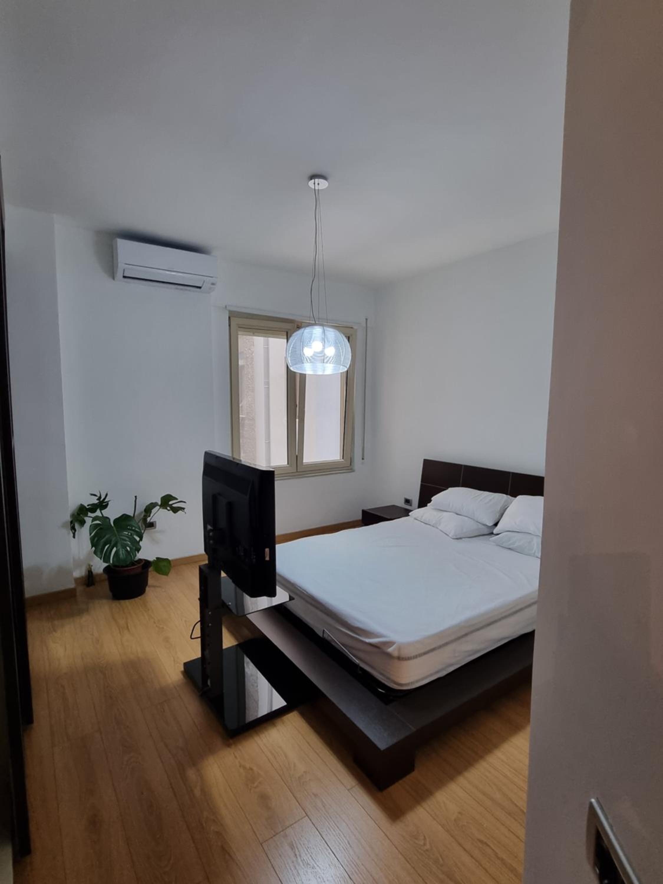 Lovely Seaview Apartment Saranda - 70m from Beach