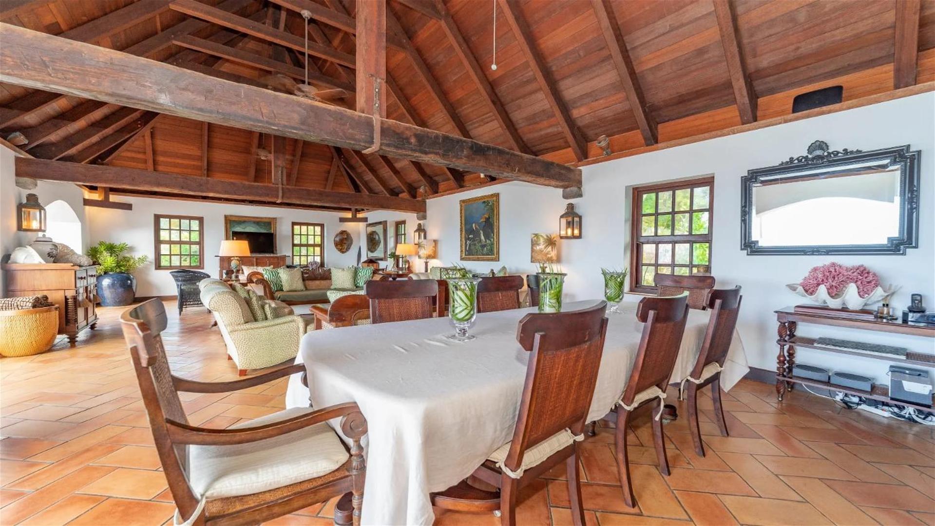 Beautiful Five-bedroom Villa In Petite Saline