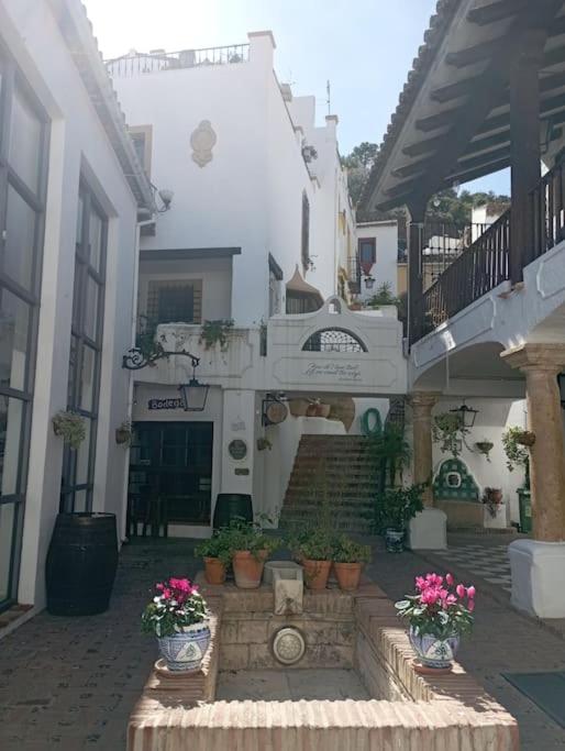 Village house Benahavis