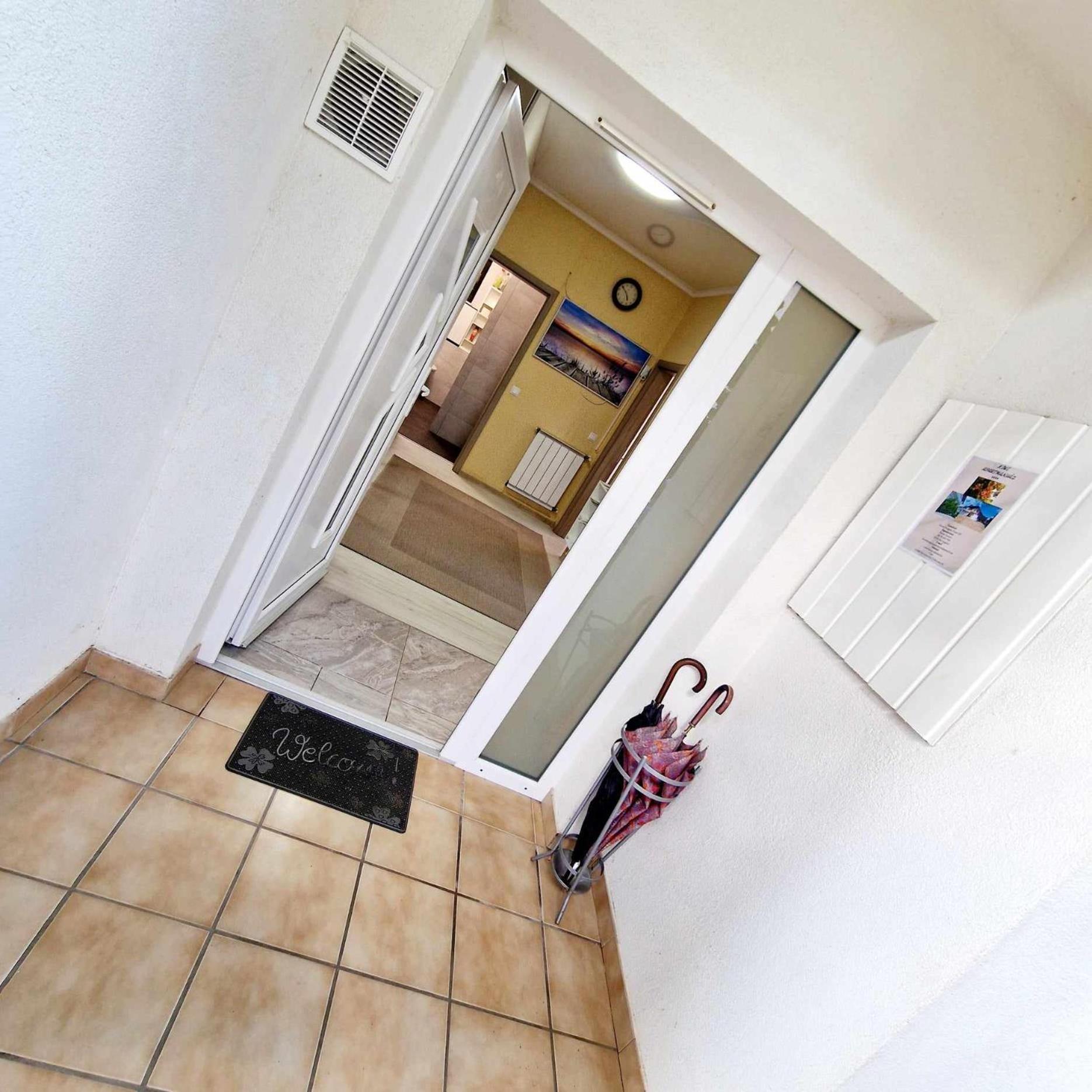 Kiwi Apartmanház