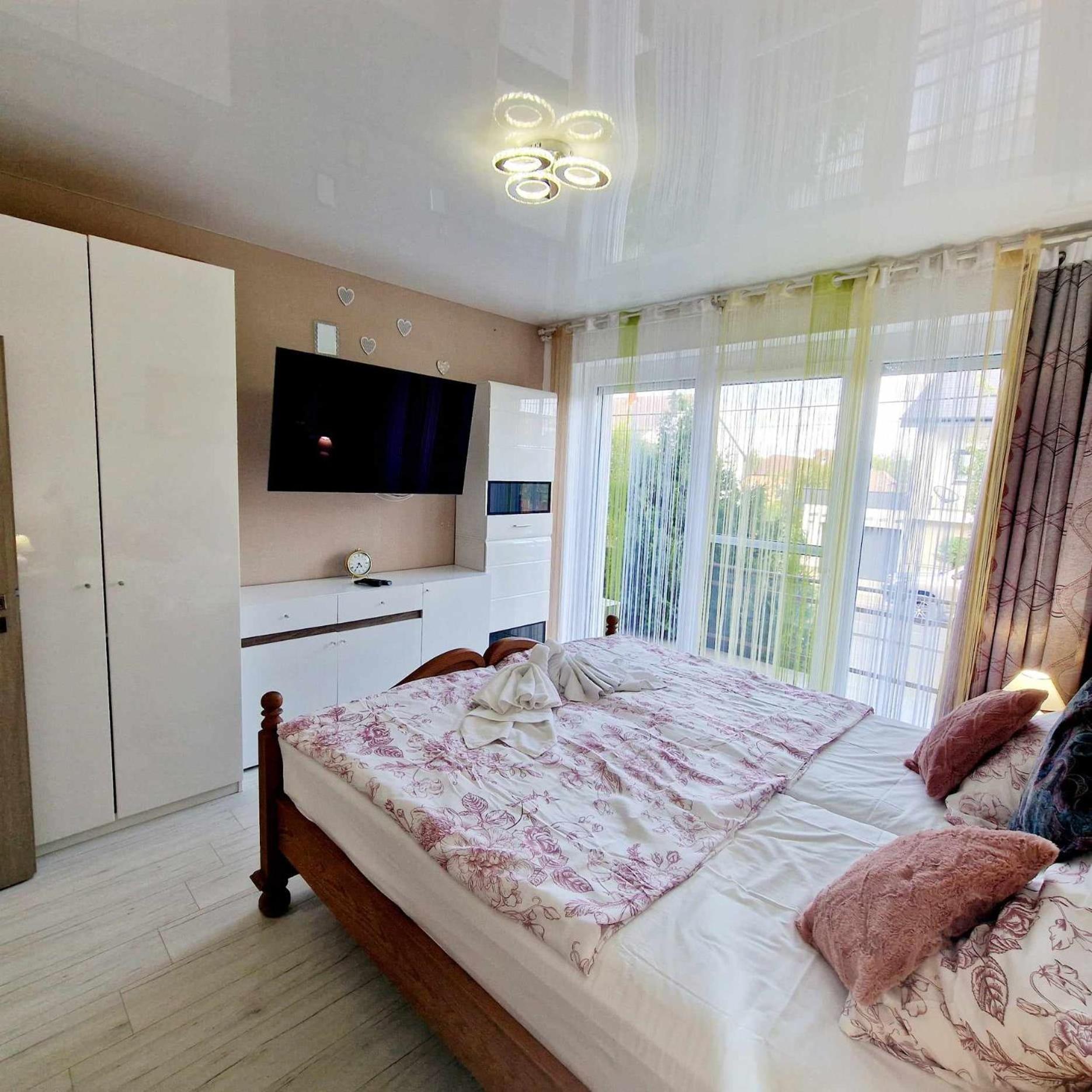 Kiwi Apartmanház