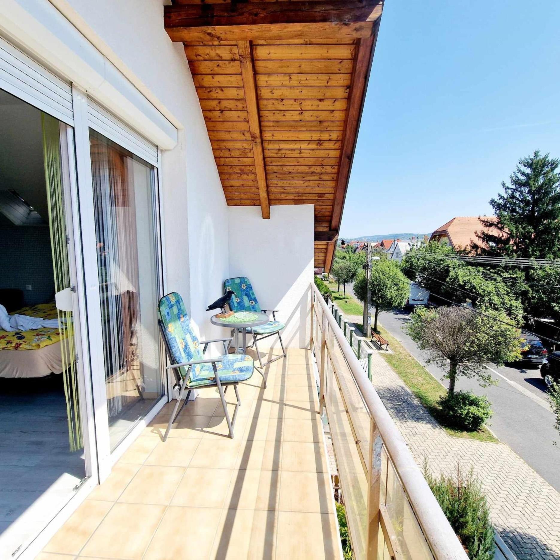 Kiwi Apartmanház