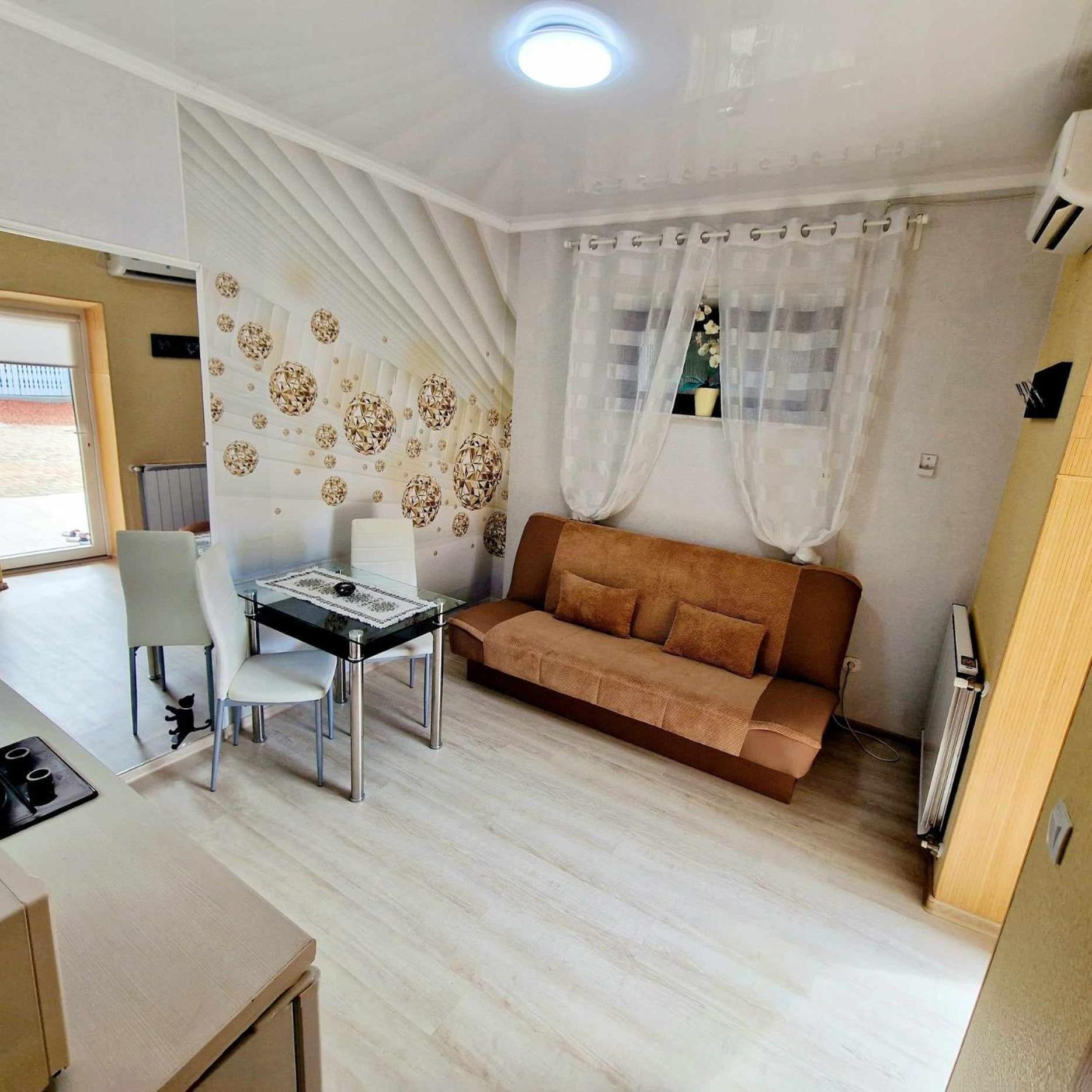 Kiwi Apartmanház
