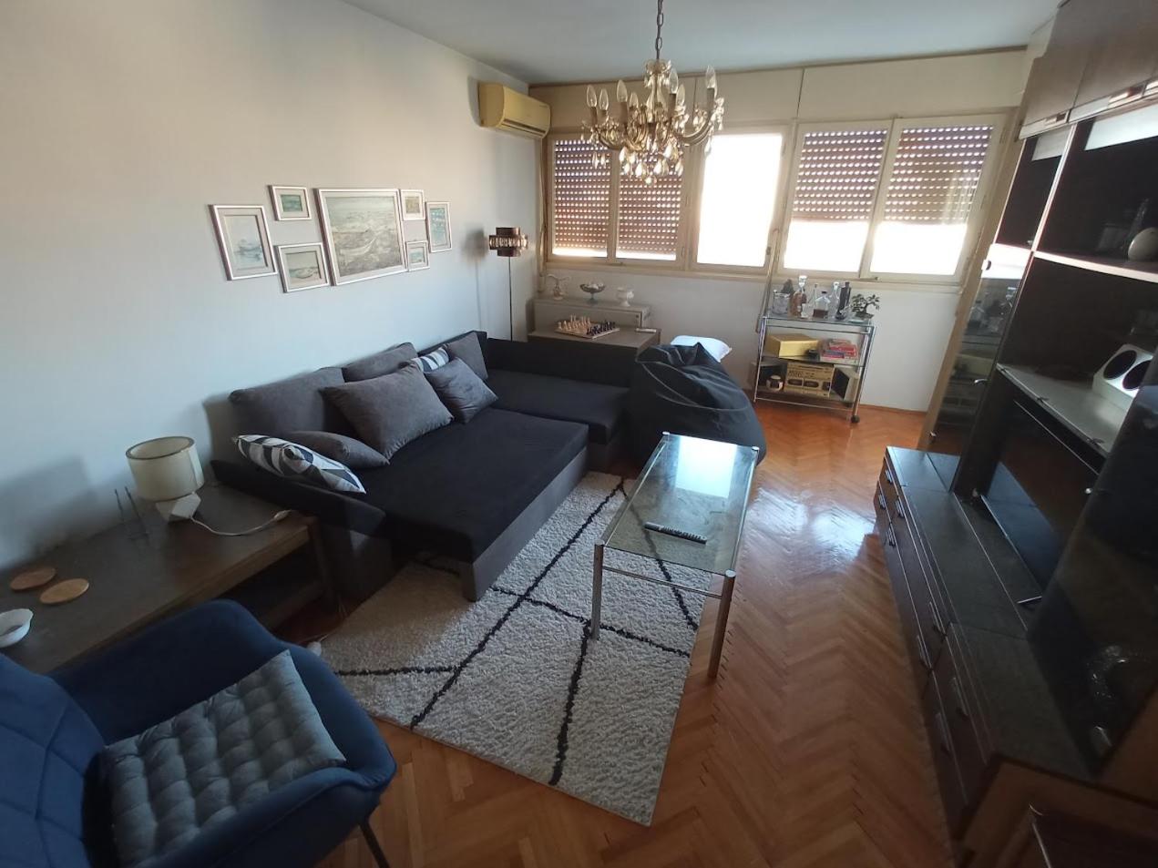 Shared condo by Zadar Oldtown and beach 400 m away view 4