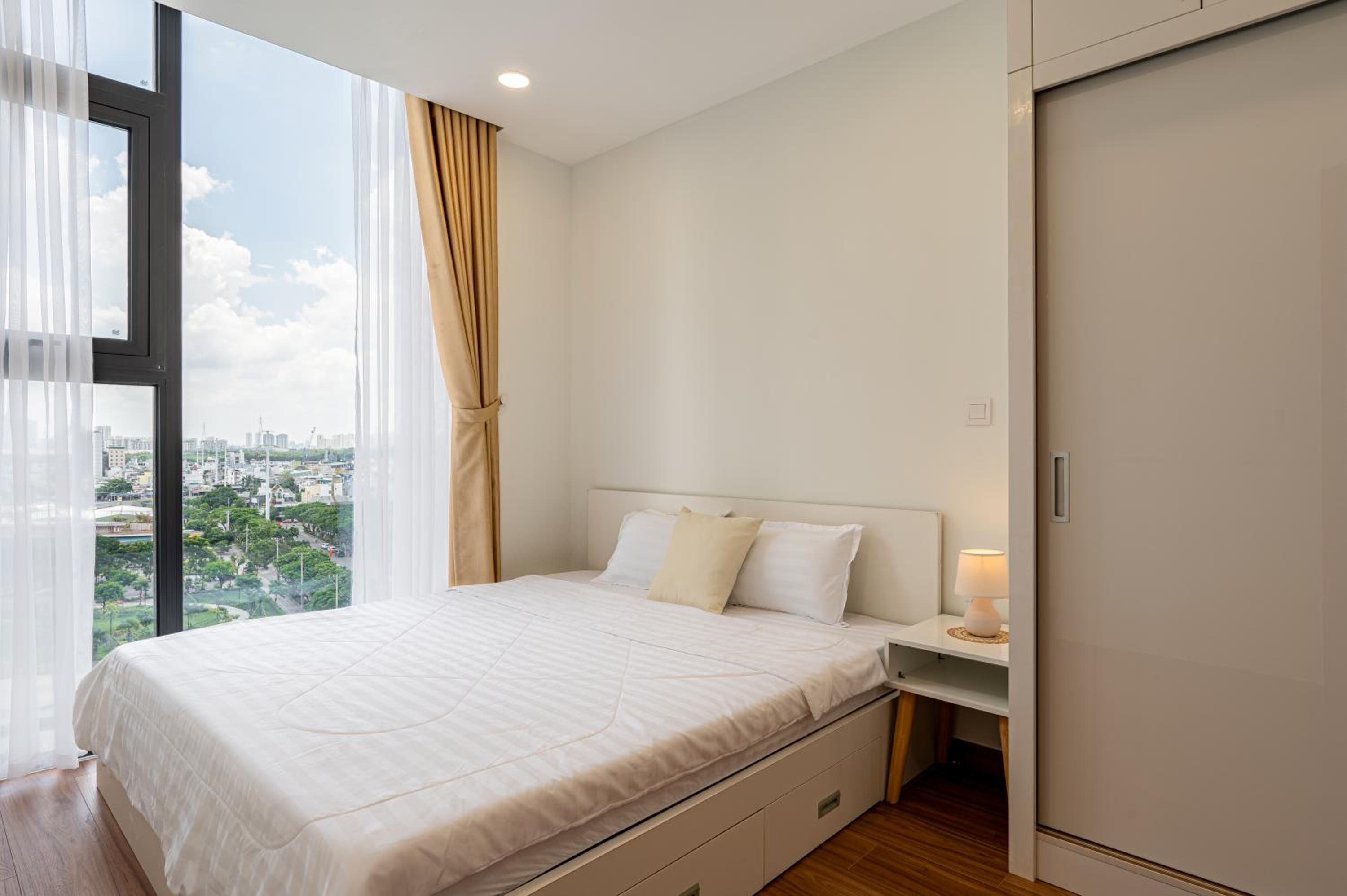 Căn hộ 2PN 2WC Eco Green View Landmark 81