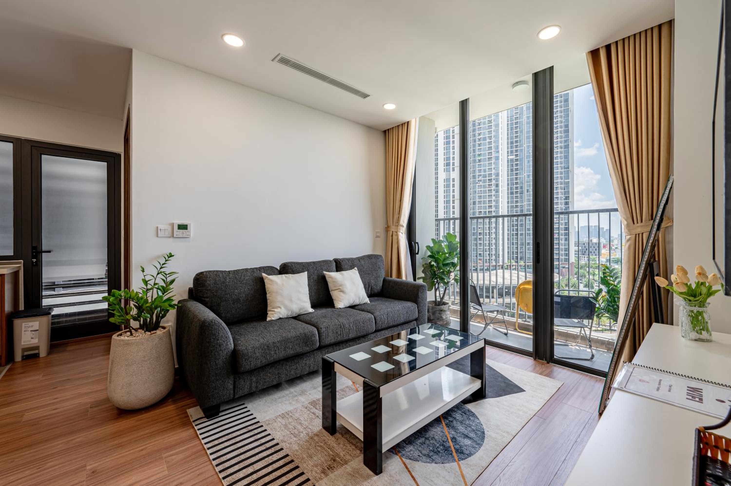 Căn hộ 2PN 2WC Eco Green View Landmark 81