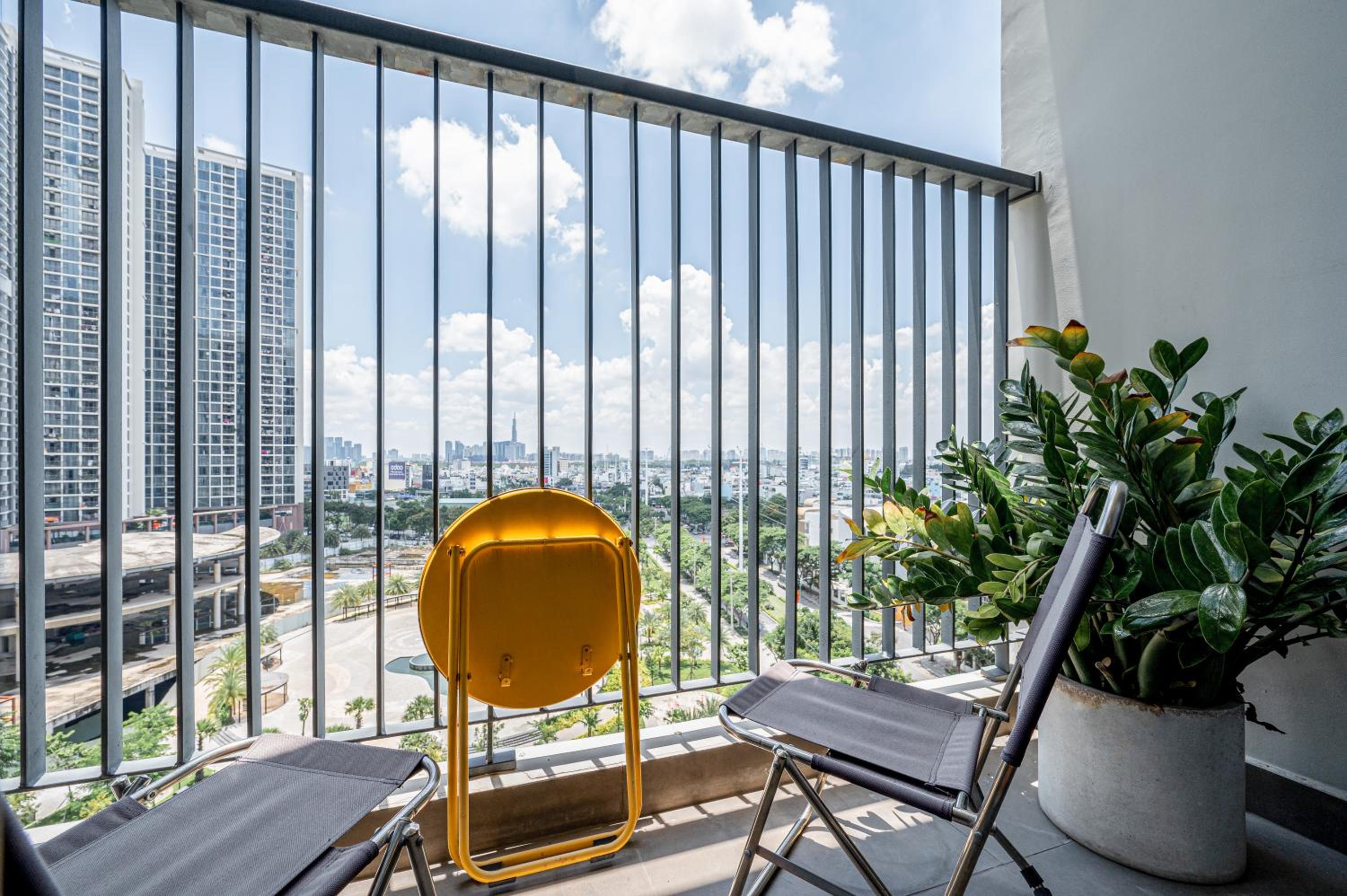 Căn hộ 2PN 2WC Eco Green View Landmark 81