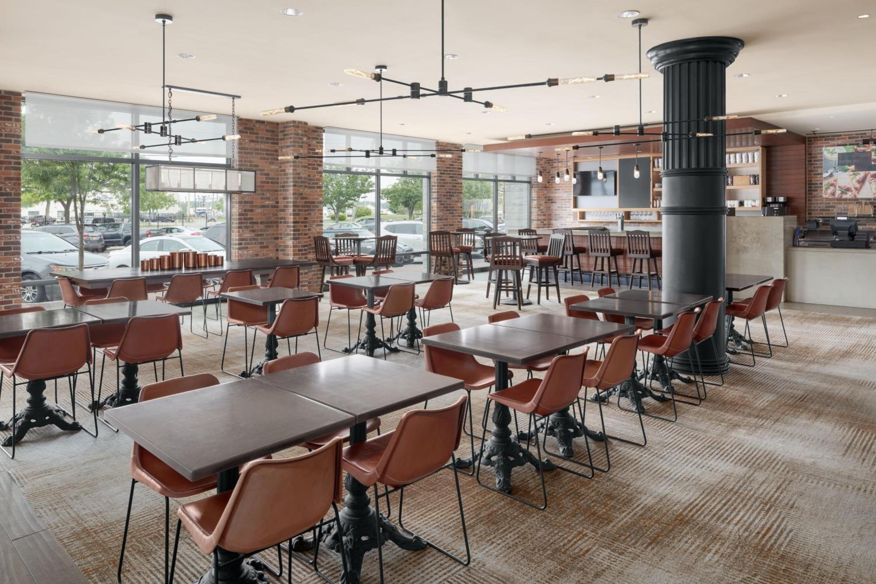 Portland Vacations - Courtyard by Marriott Portland Downtown/Waterfront - Property Image 22