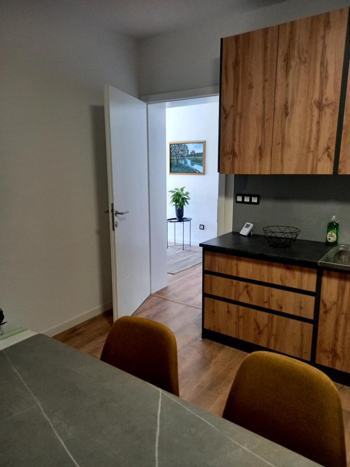 Apartments White House Bihac