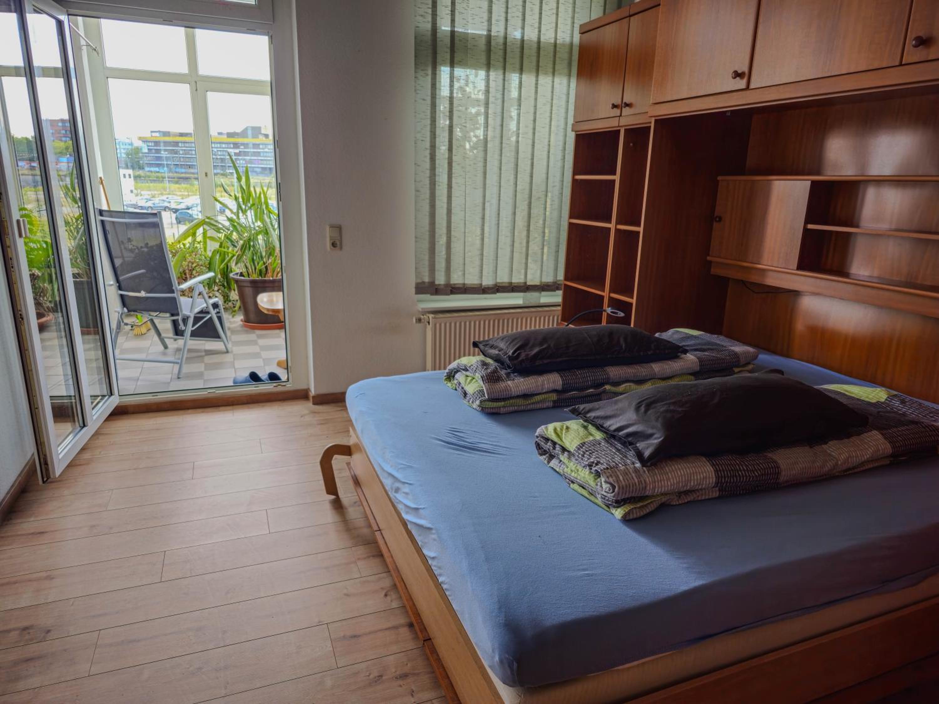 135qm 4 Zimmer Ferienwohnung in Stadtnähe, Wintergarten Parkplatz