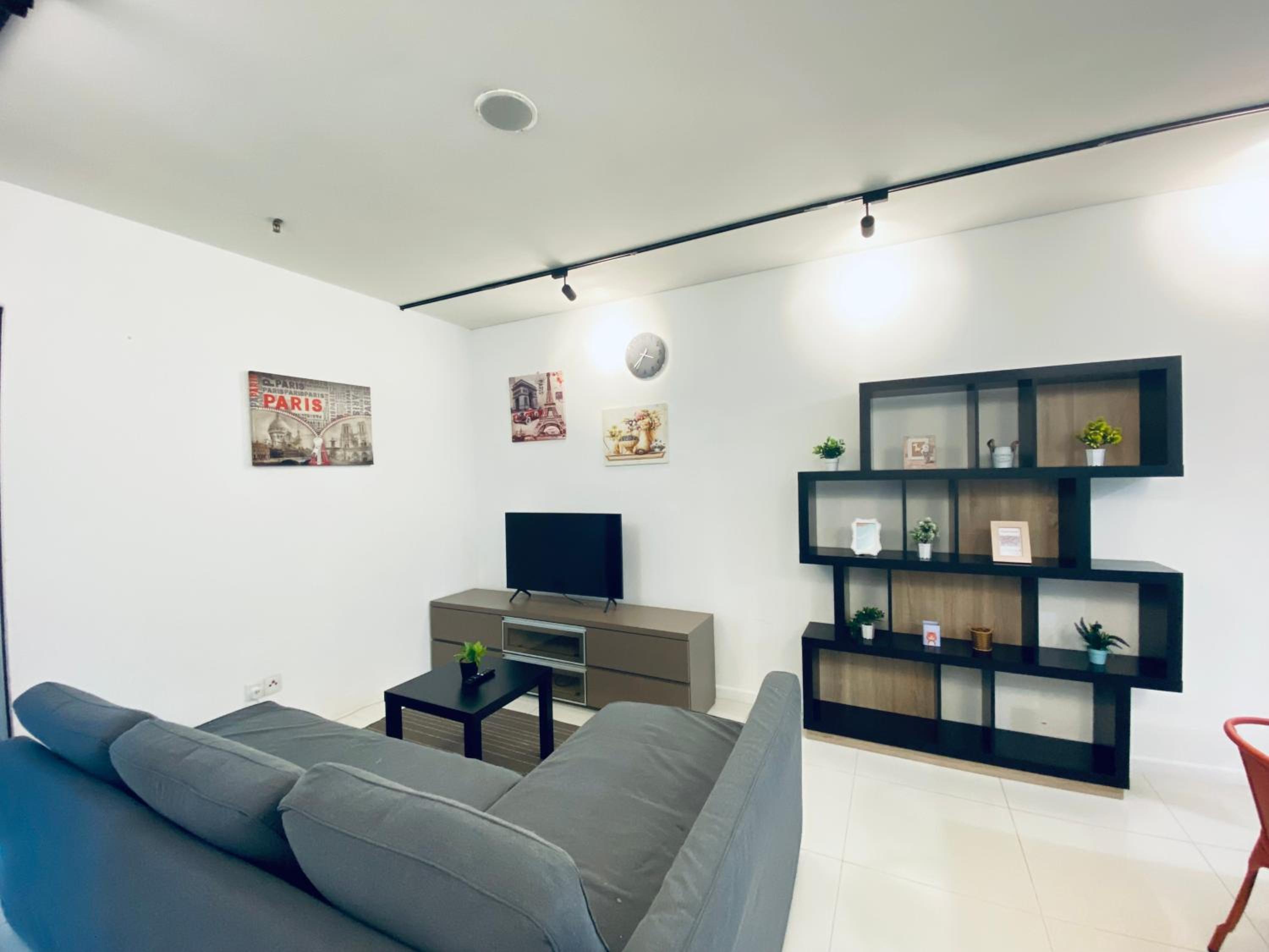 Summer Suites Apartment 7min walk to KLCC by GRIHOZ
