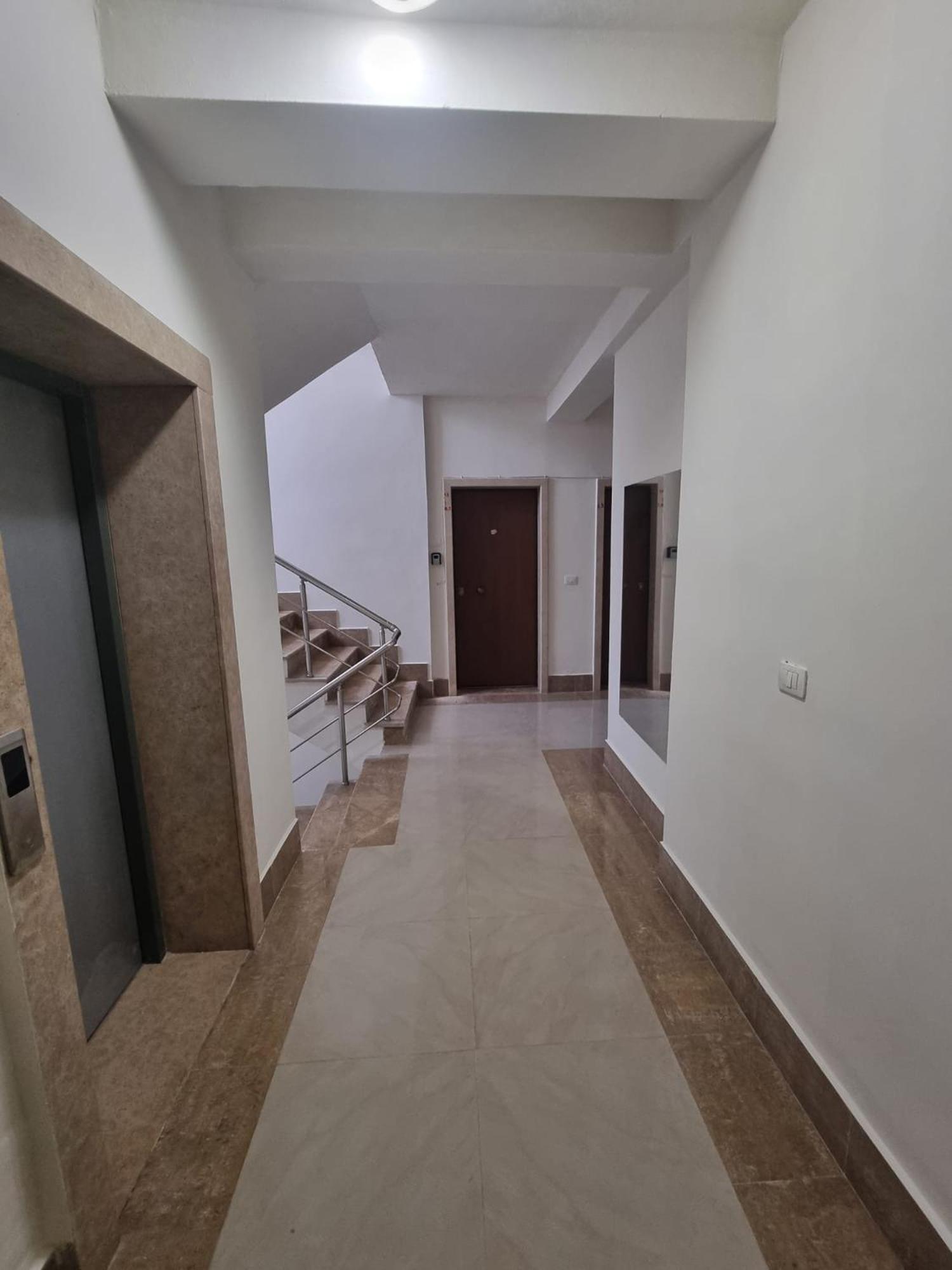 Lovely Seaview Apartment Saranda - 70m from Beach