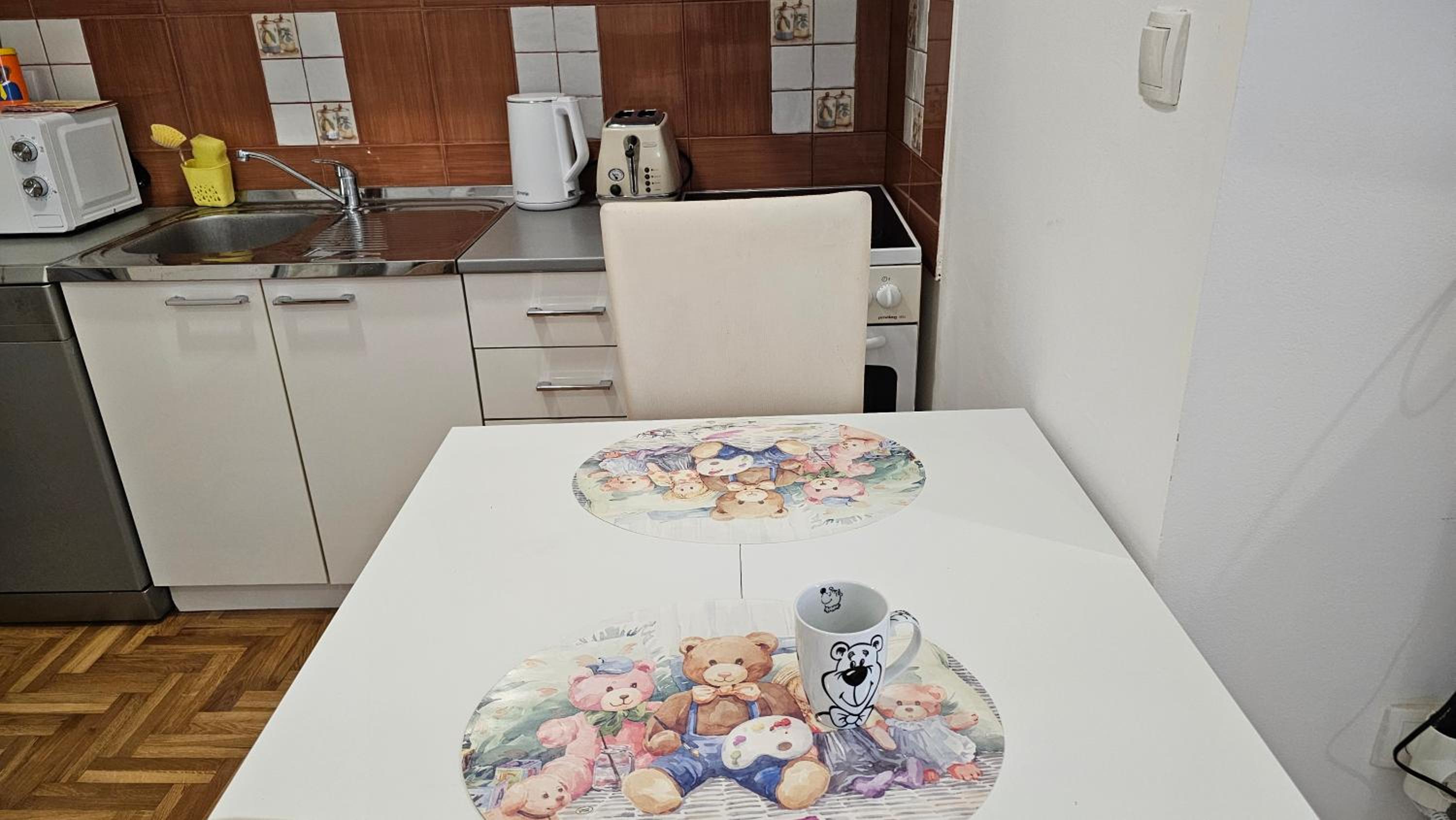 Apartment Teddy