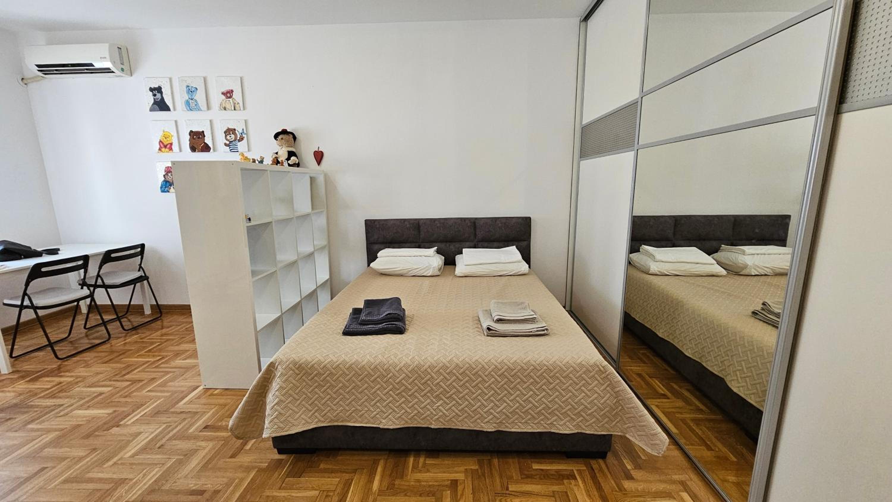 Apartment Teddy