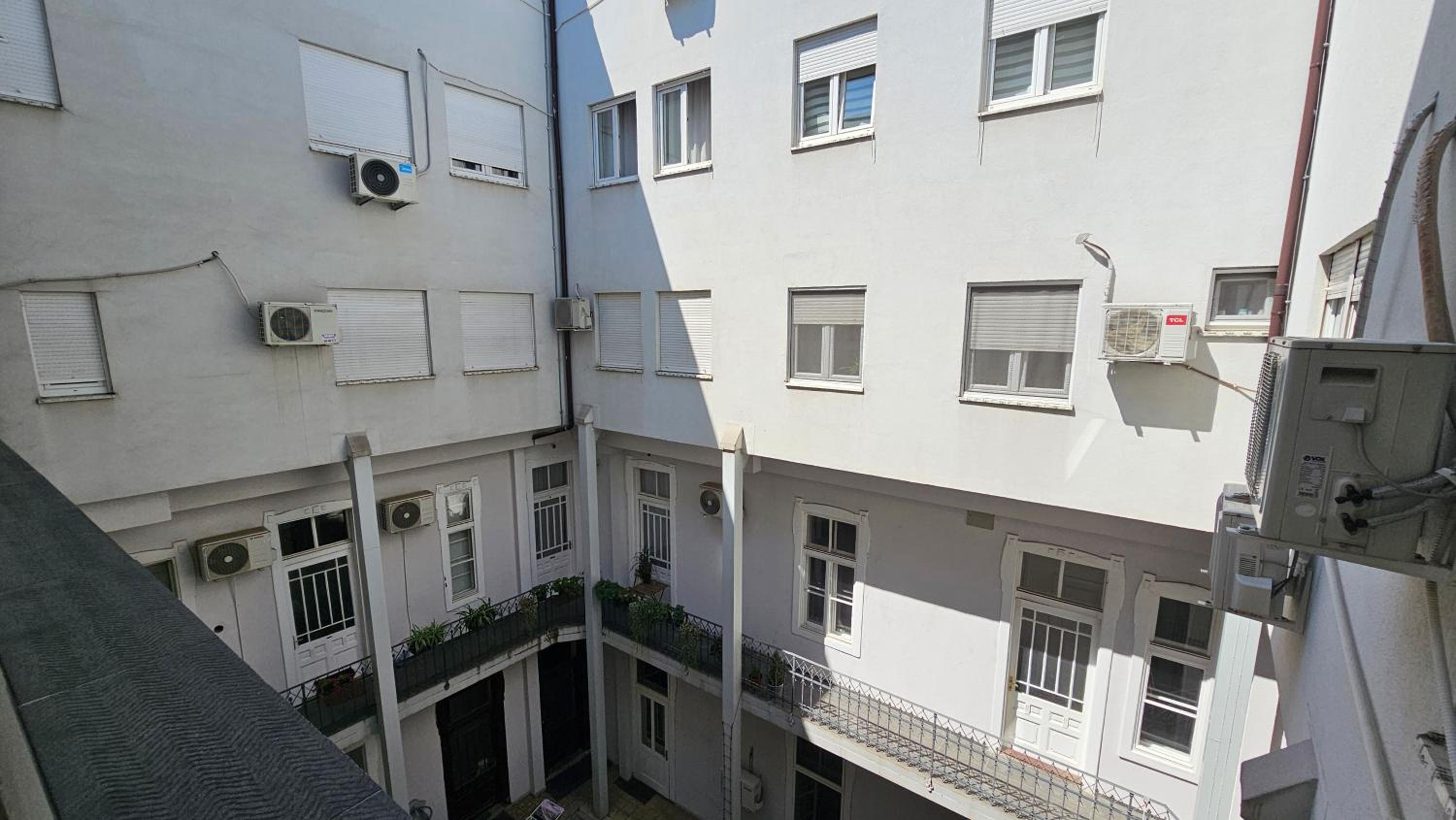 Apartment Teddy