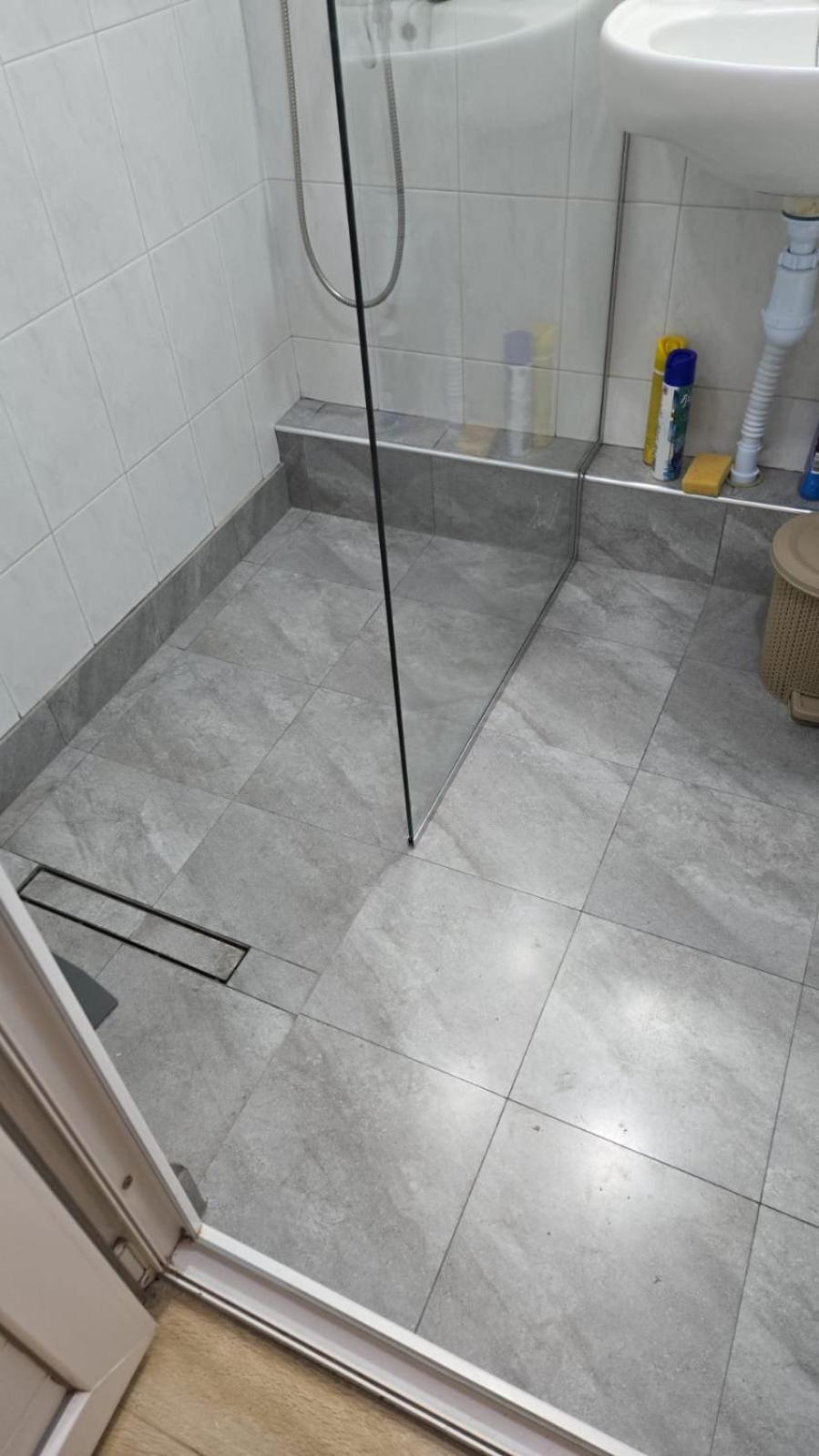 Renovated 1 bedroom with King size bed in Kentron