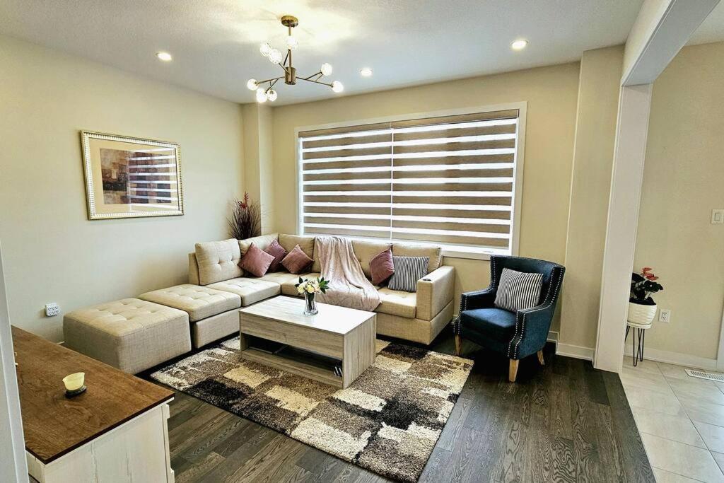 Welland Niagara Vacation Home licence# STR-289
