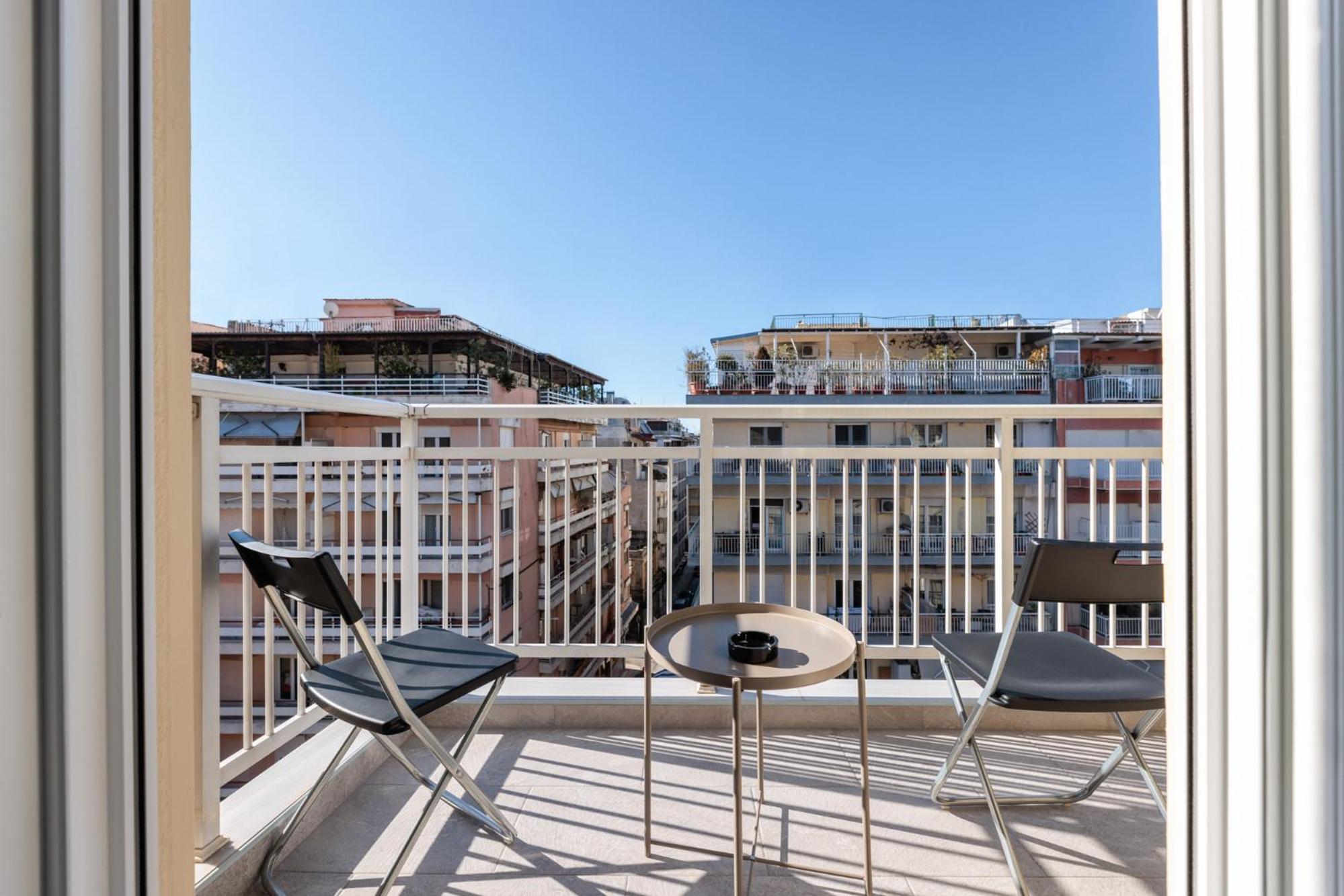 Jolie Apartments view 4