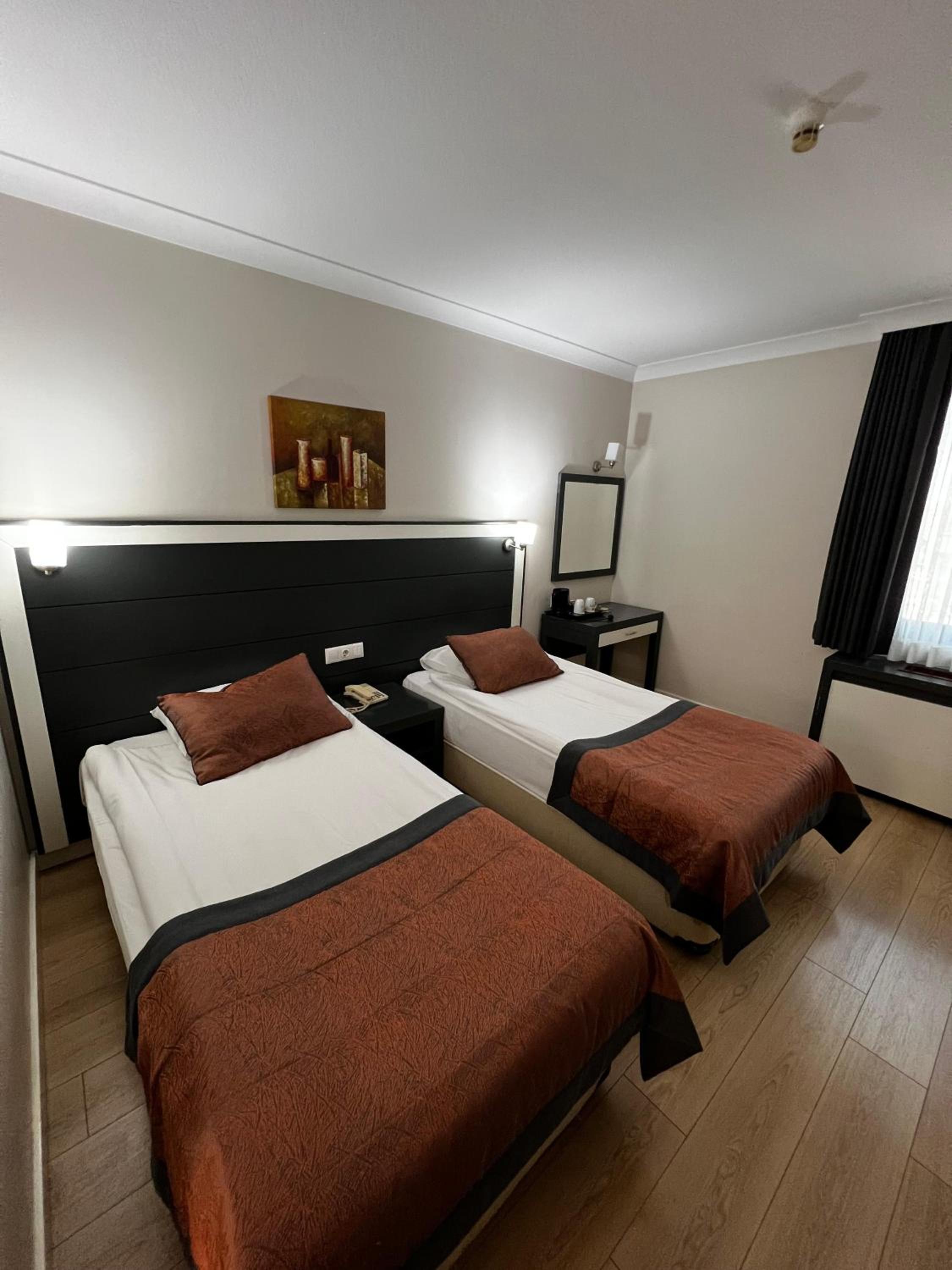 Dafne Hotel - Image 8