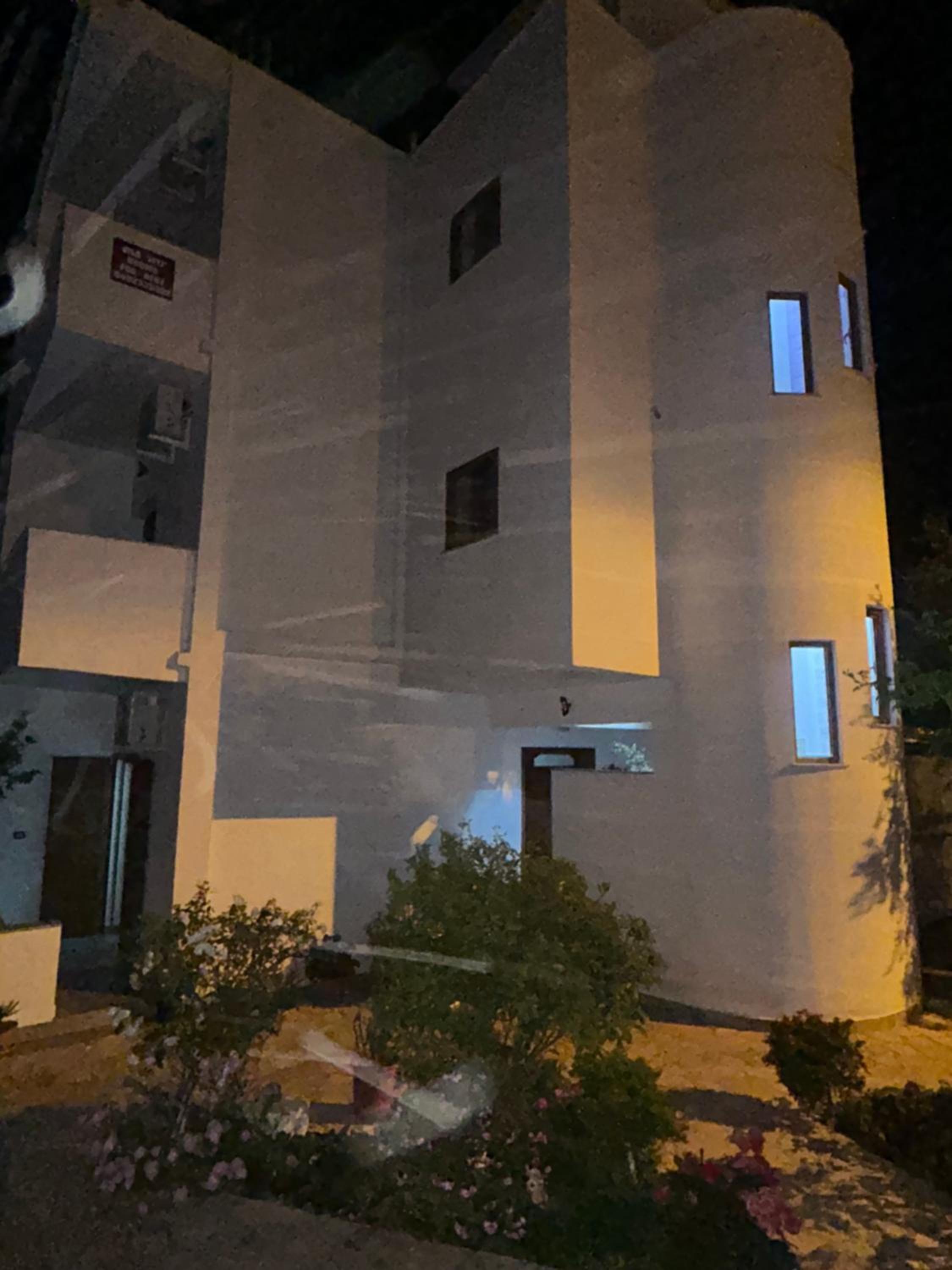 Jeti Guesthouse