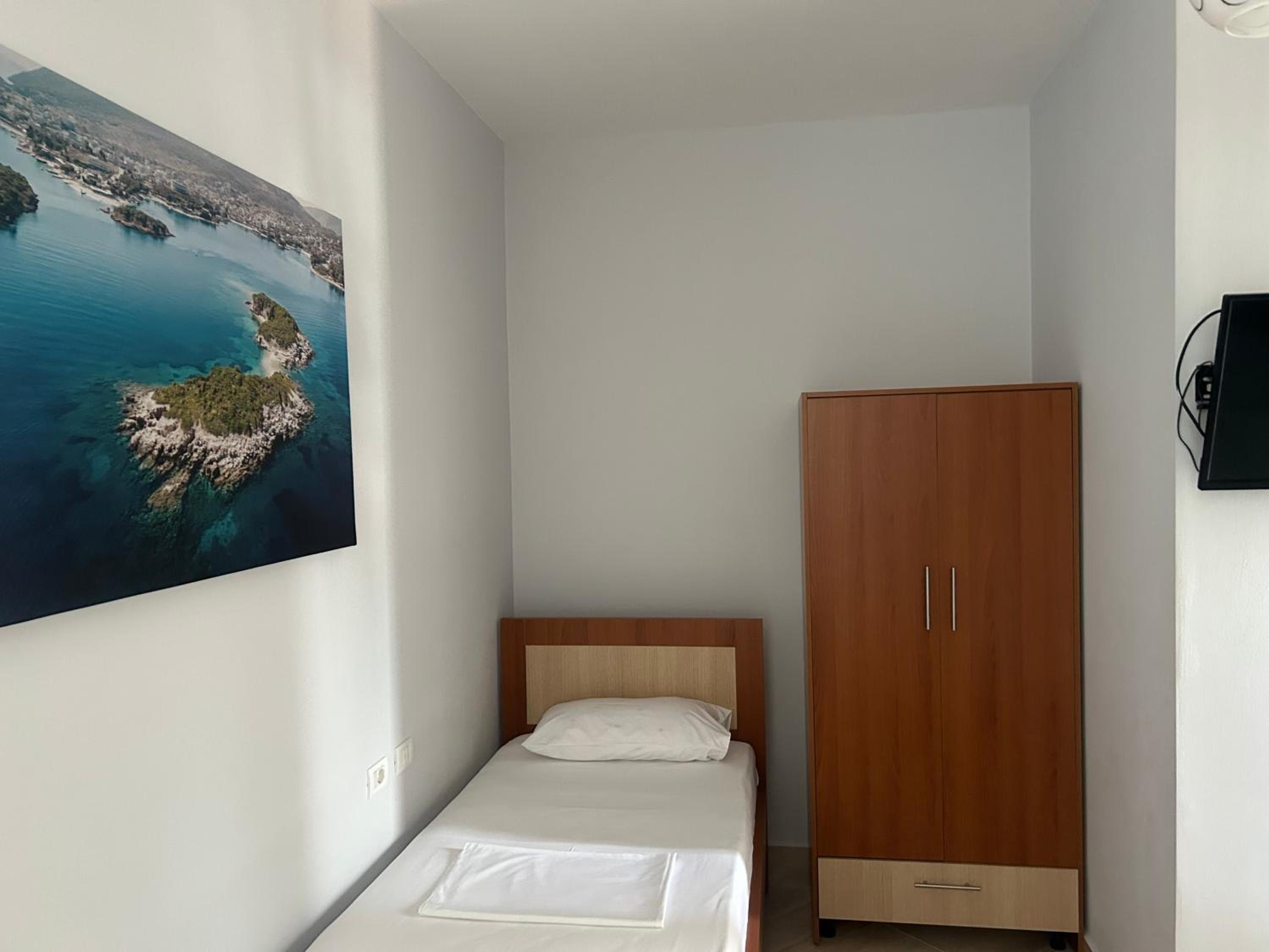 Jeti Guesthouse