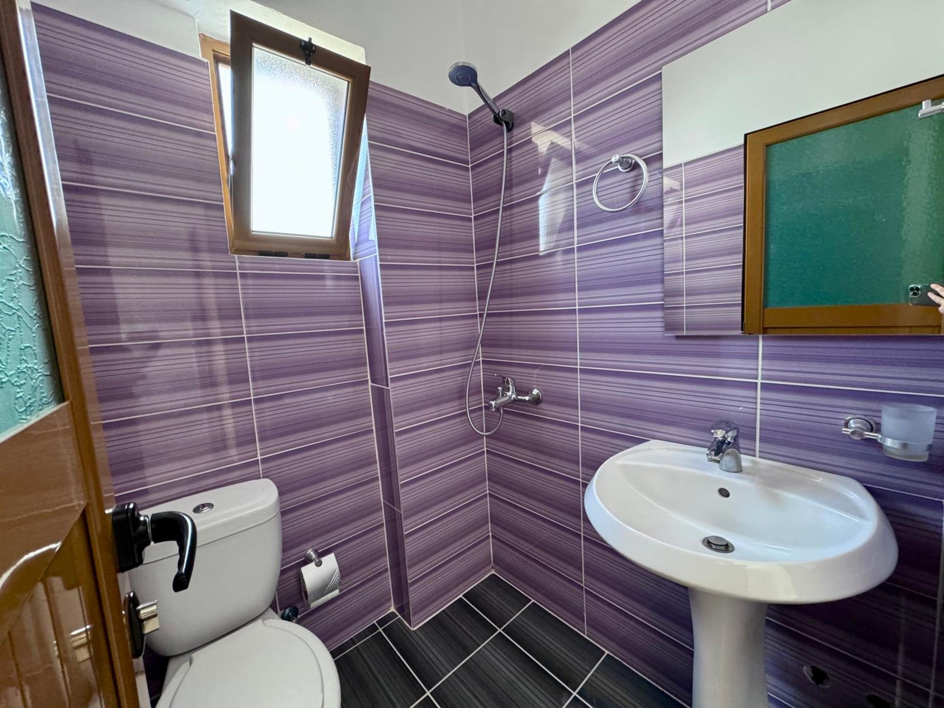 Jeti Guesthouse