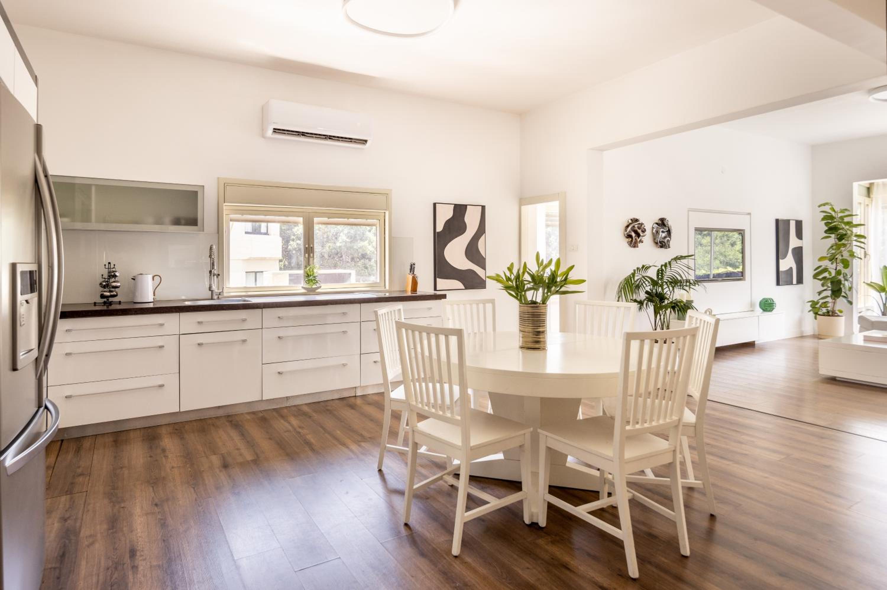The Heart of Tel Aviv Elegant Home view 4