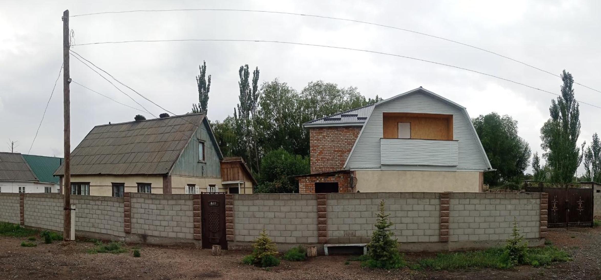 House by Lake Balykchy view 3