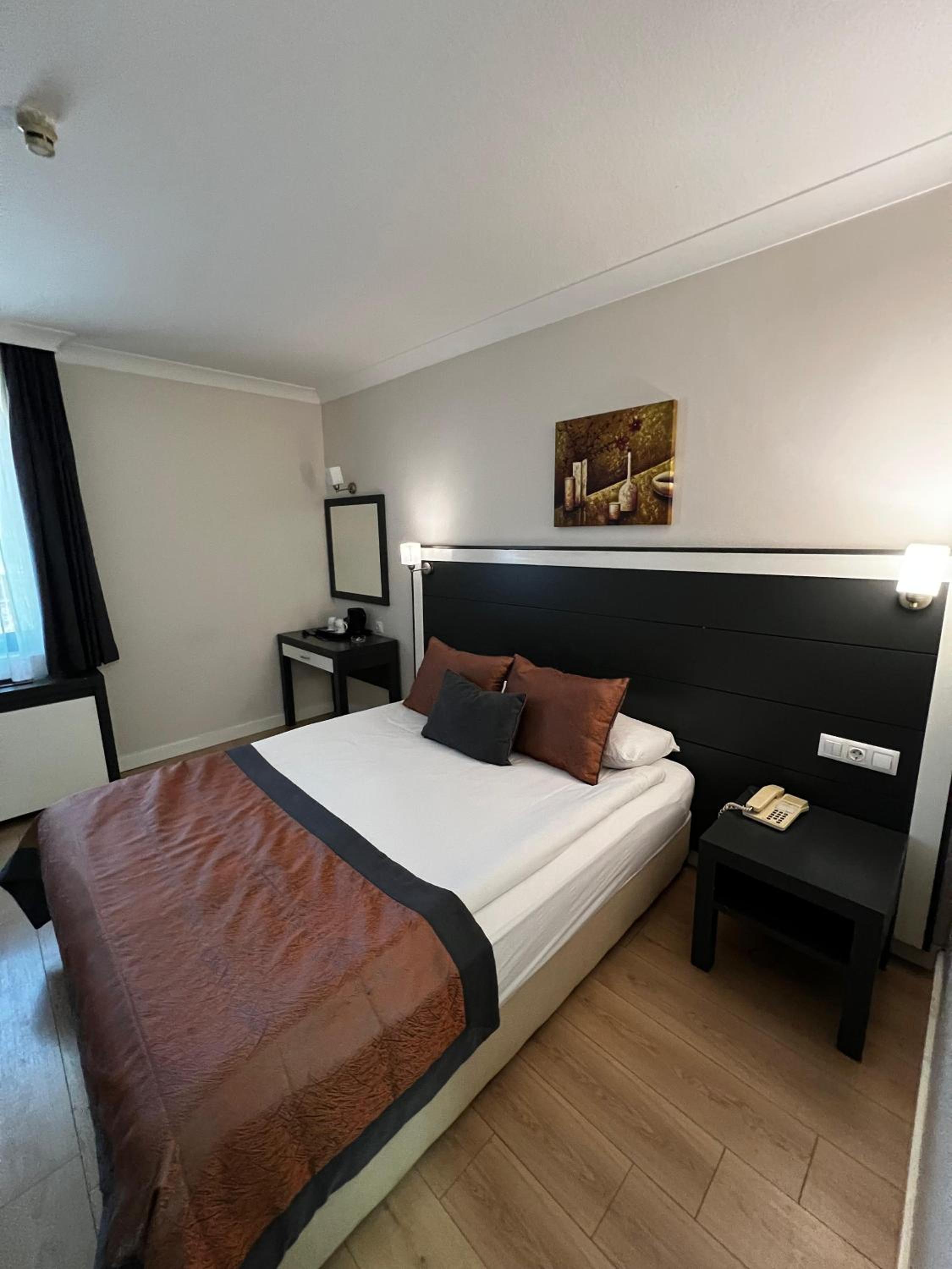 Dafne Hotel - Image 17