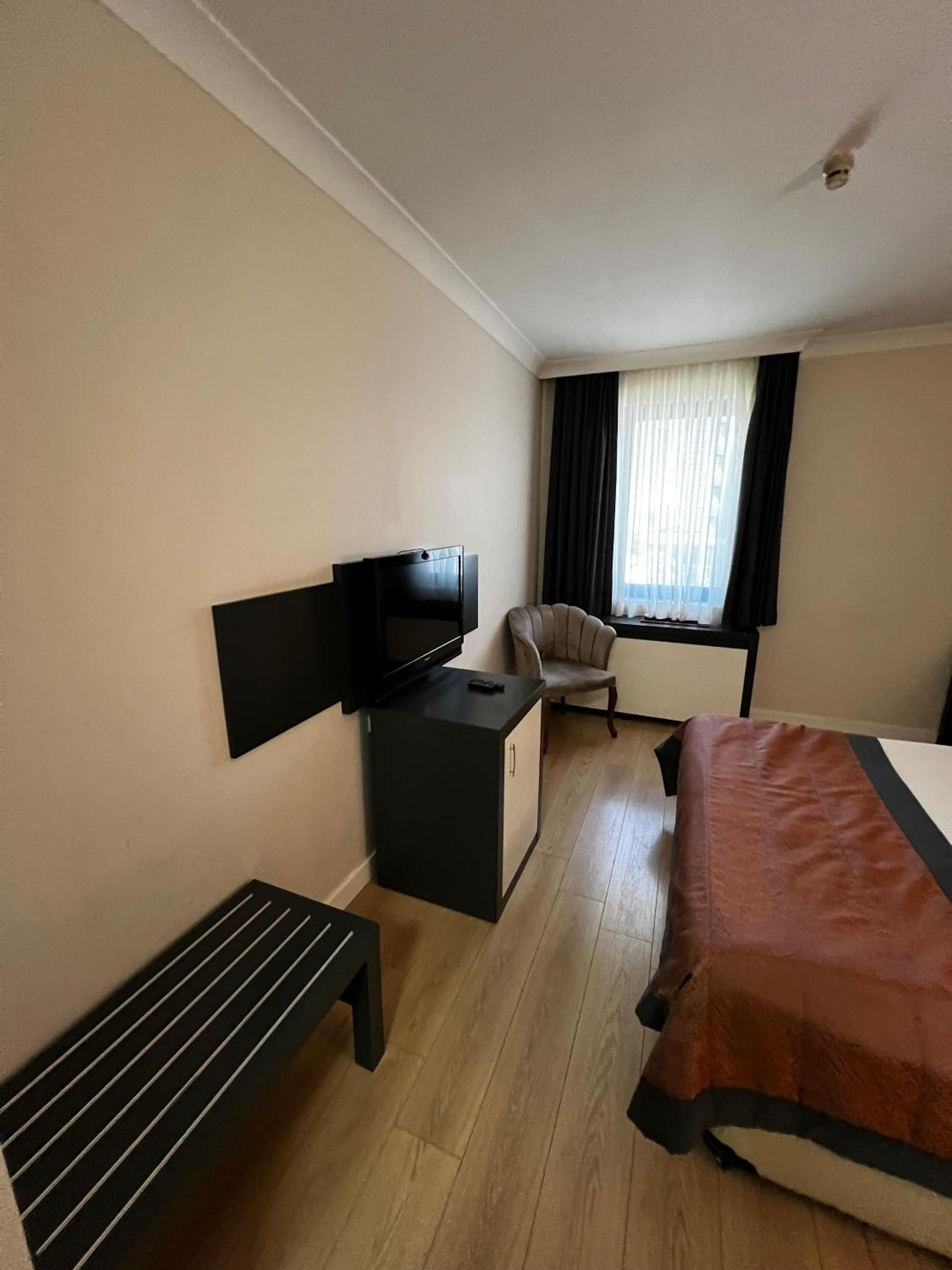 Dafne Hotel - Image 9