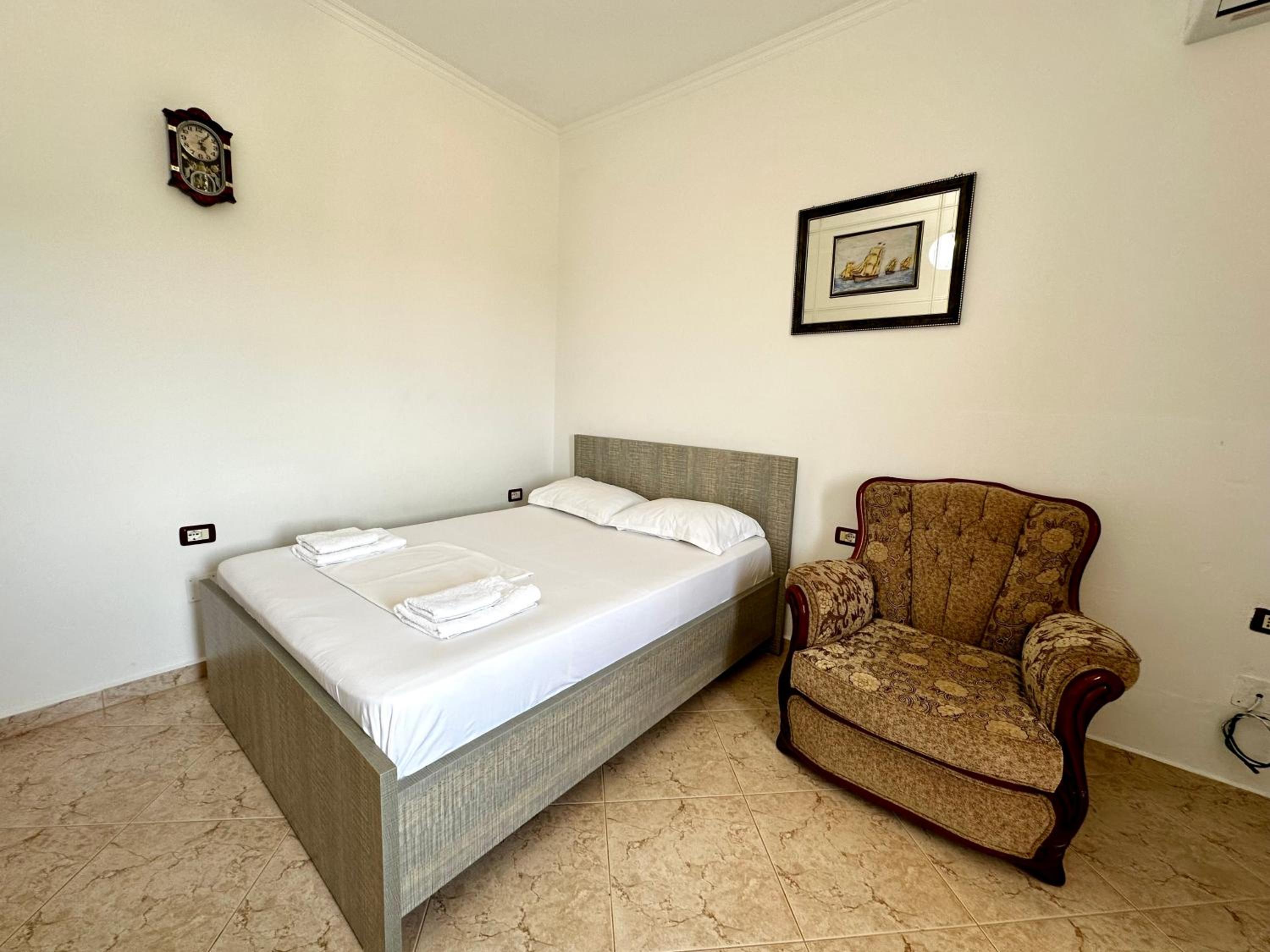 Jeti Guesthouse