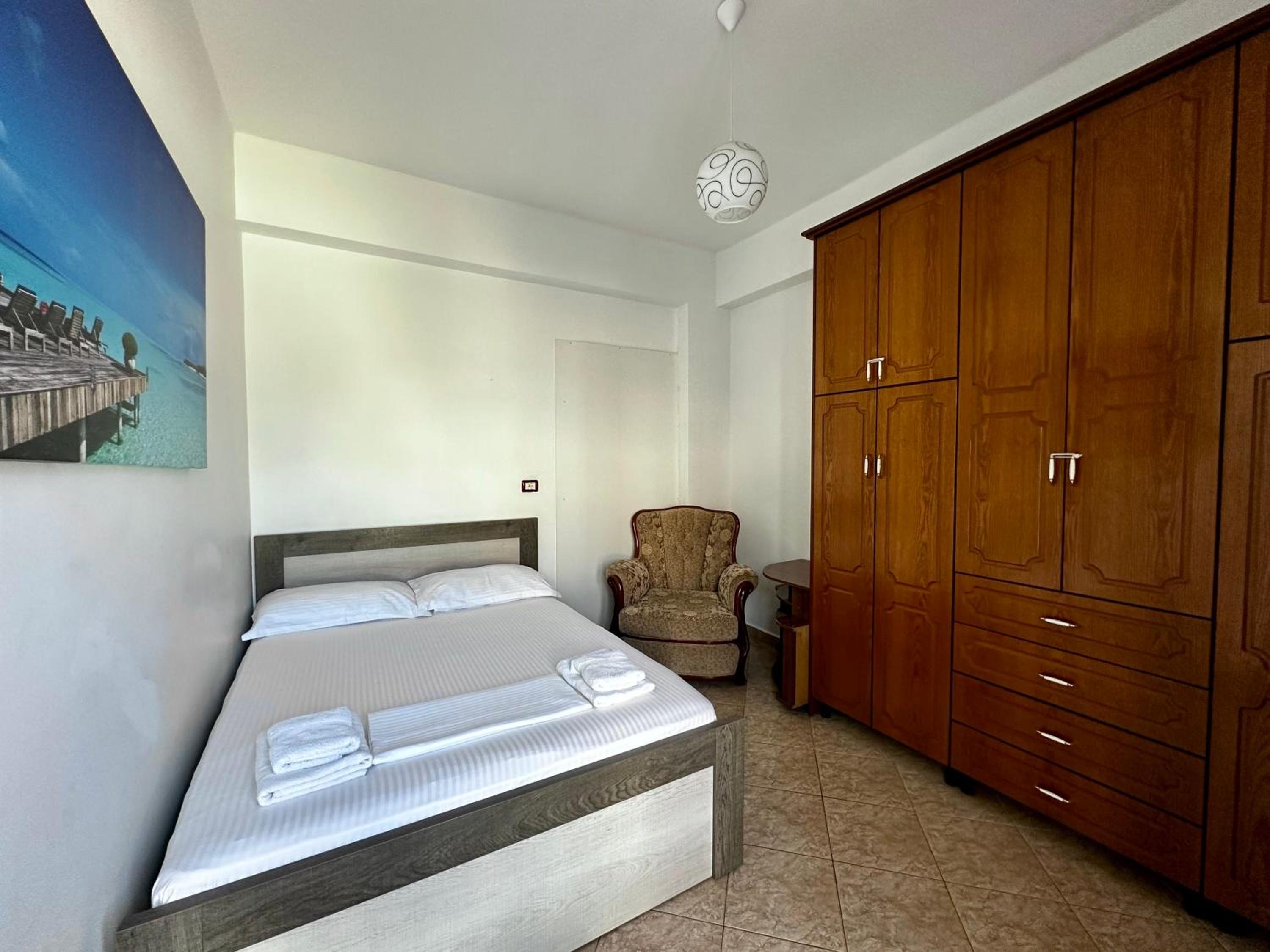 Jeti Guesthouse