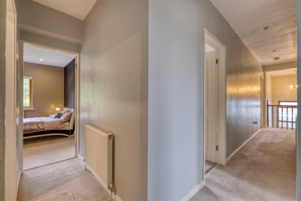 Premium 4BR Family Home w/ Garden Annex and Gym view 4