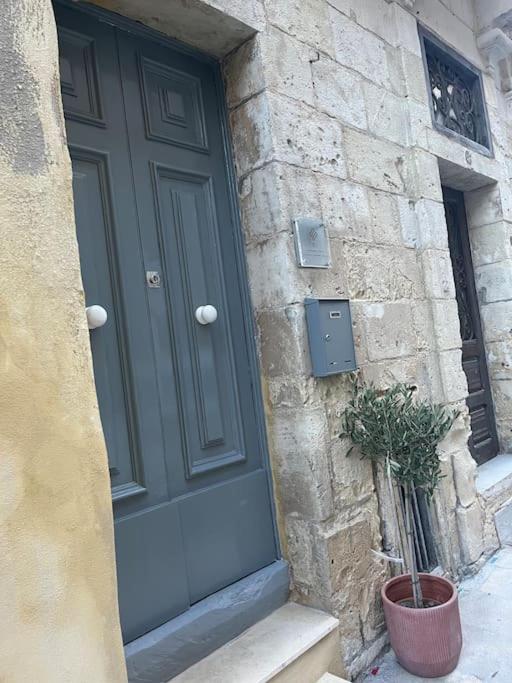 86, Floriana Studio view 4