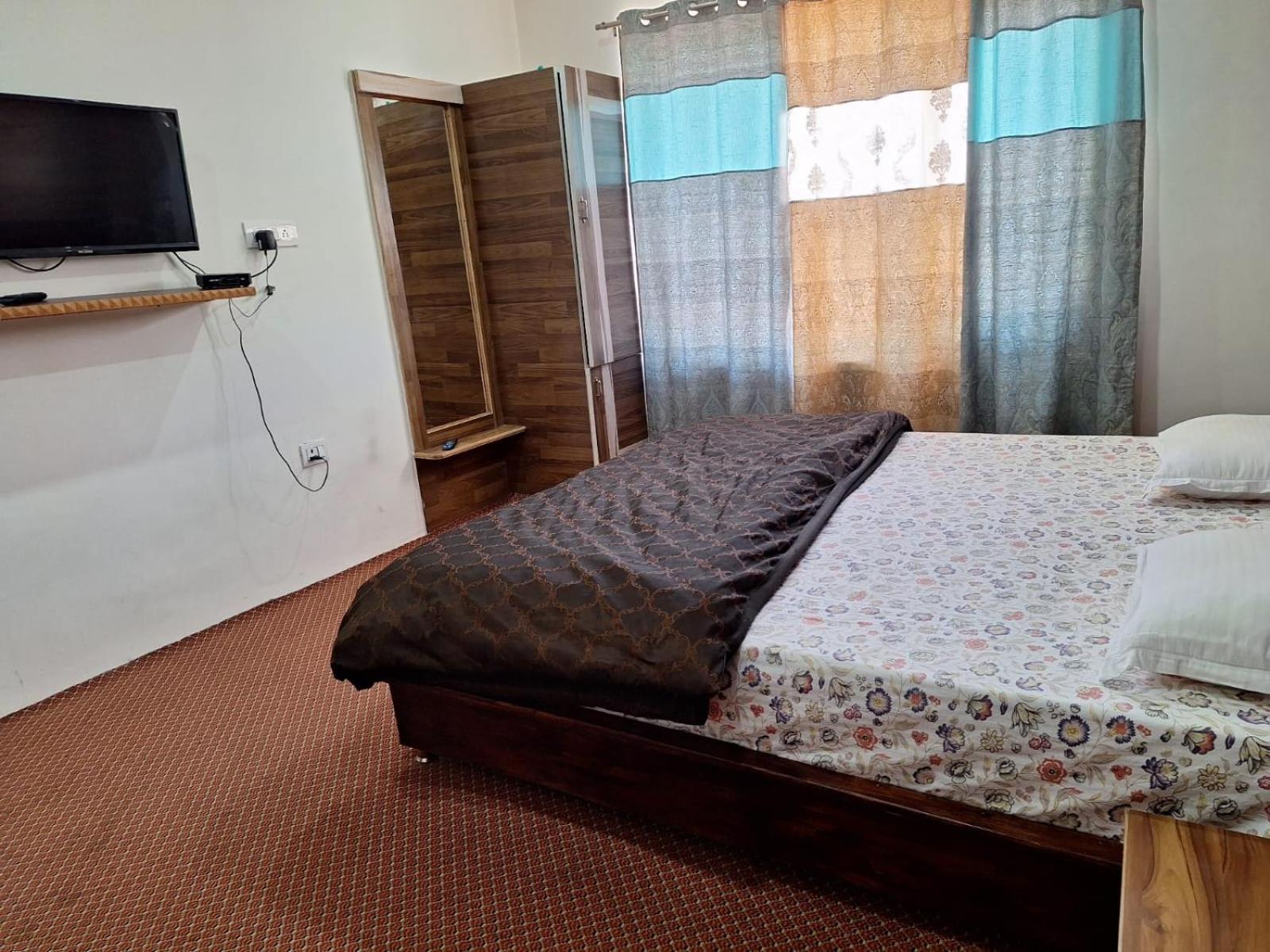 Photo 11