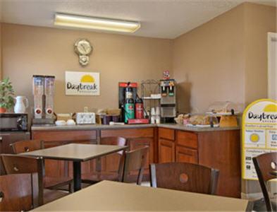 Days Inn by Wyndham Brownsville - Property Image 5