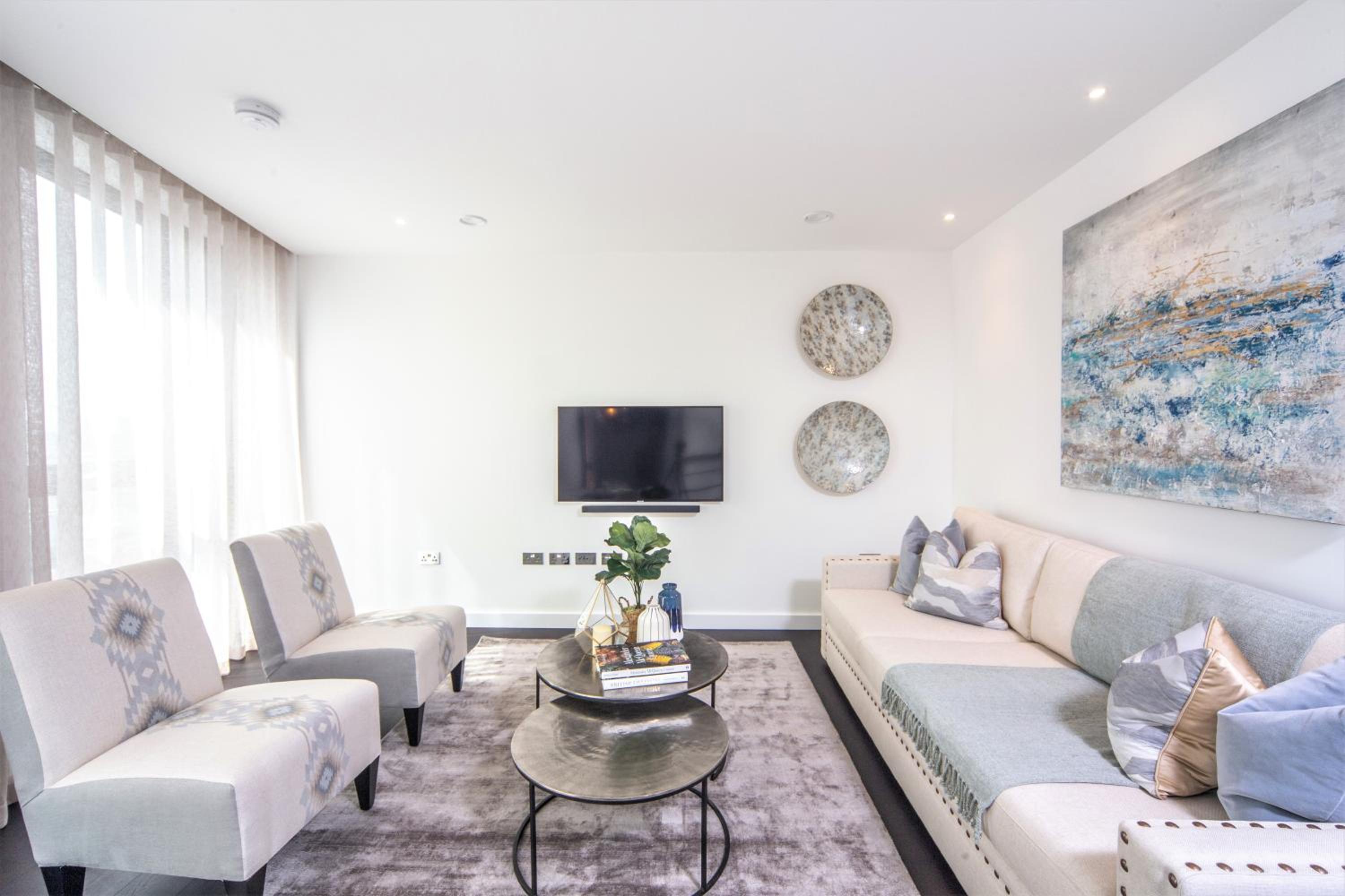 Thornes House Apartments